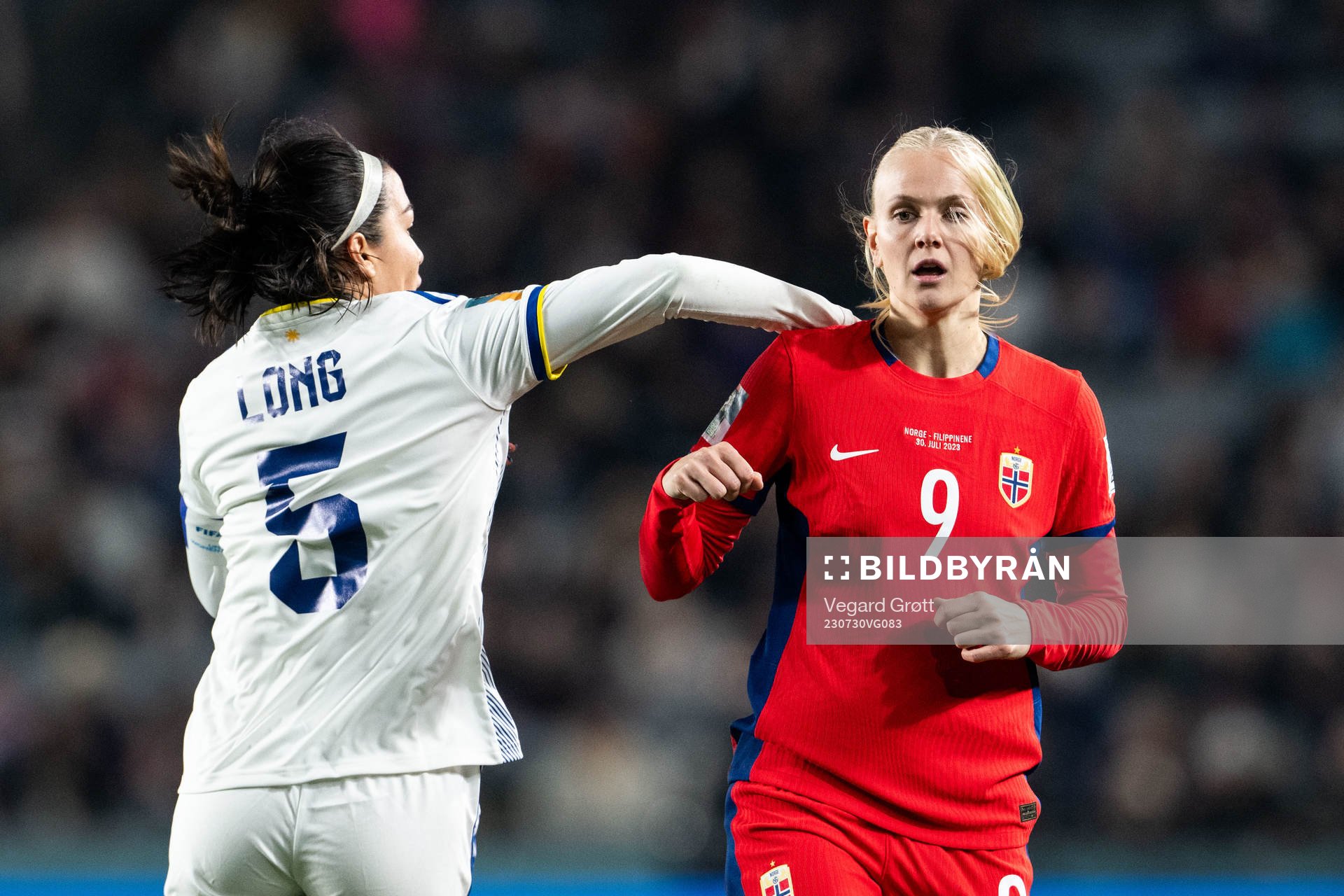 Hali Long of Philippines and Karina Sævik of Norway during the FIFA Women's World Cup football match between Norway and Philippines on July 30, 2023 in Auckland.