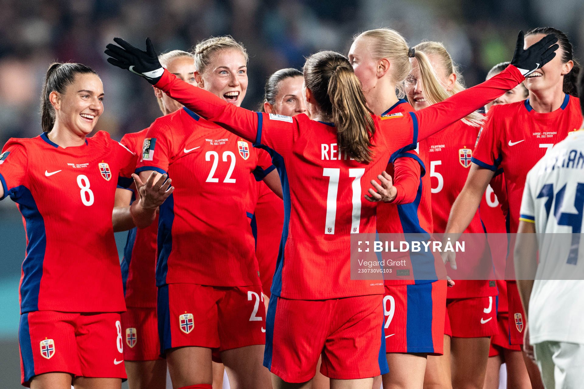 Sophie Román Haug of Norway celebrates with team mates