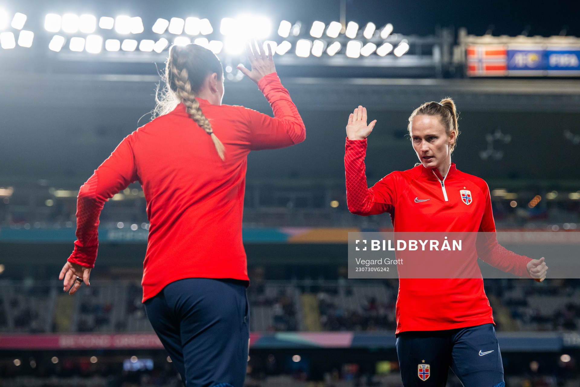 Caroline Graham Hansen and Maren Mjelde of Norway