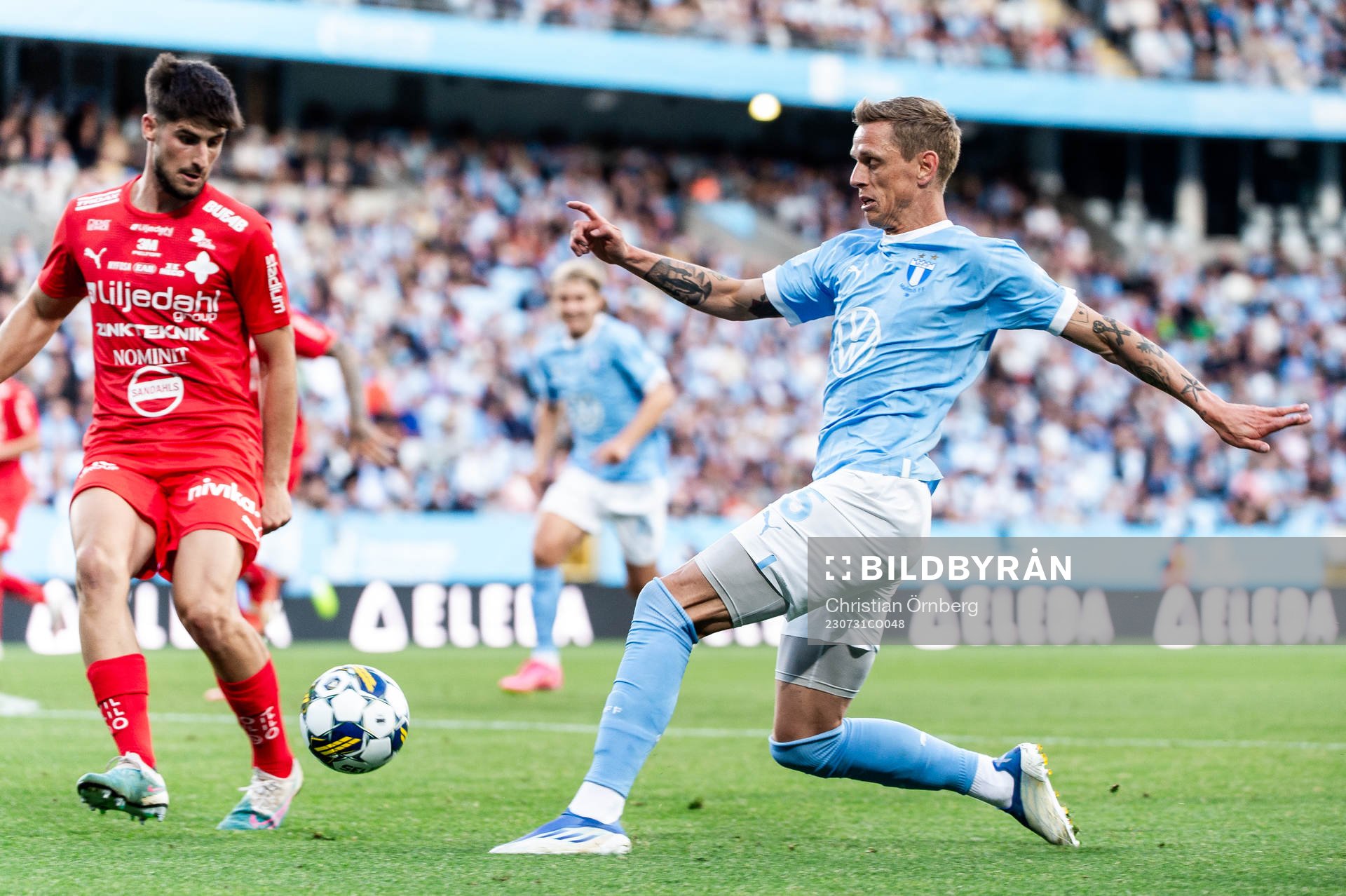 Värnamos Emin Grozdanic och Malmö FFs Søren Rieks