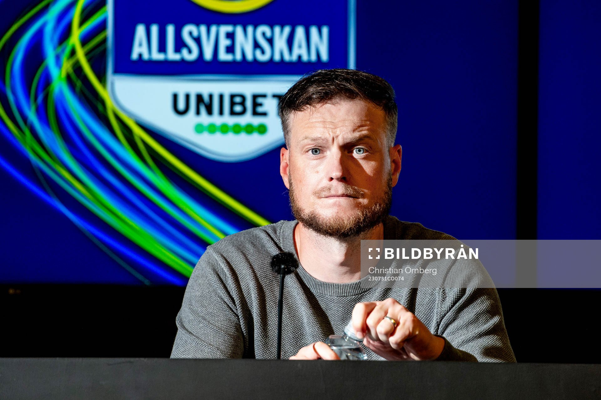 Värnamos tränare Kim Hellberg under en presskonferens efter fotbollsmatchen i Allsvenskan mellan Malmö FF och Värnamo den 31 juli 2023 i Malmö.
