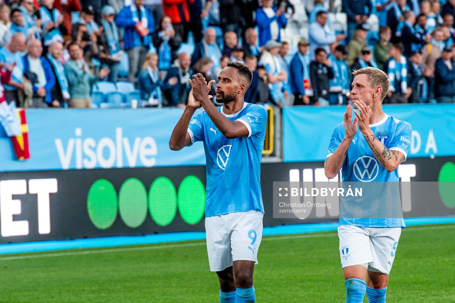 Malmö FFs Isaac Kiese Thelin och Søren Rieks jublar