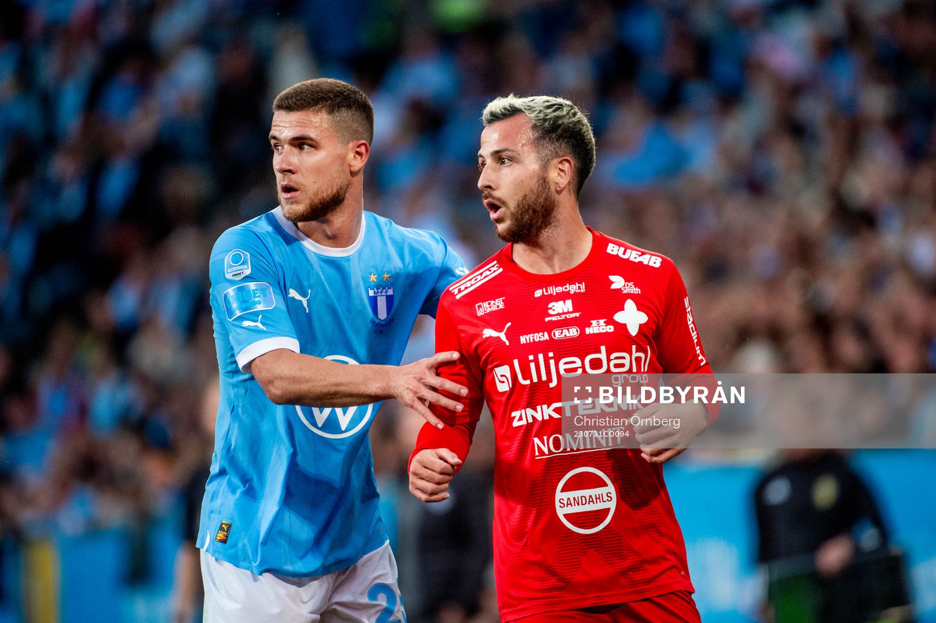 Malmö FFs Gabriel Busanello mot Värnamos Marco Bustos