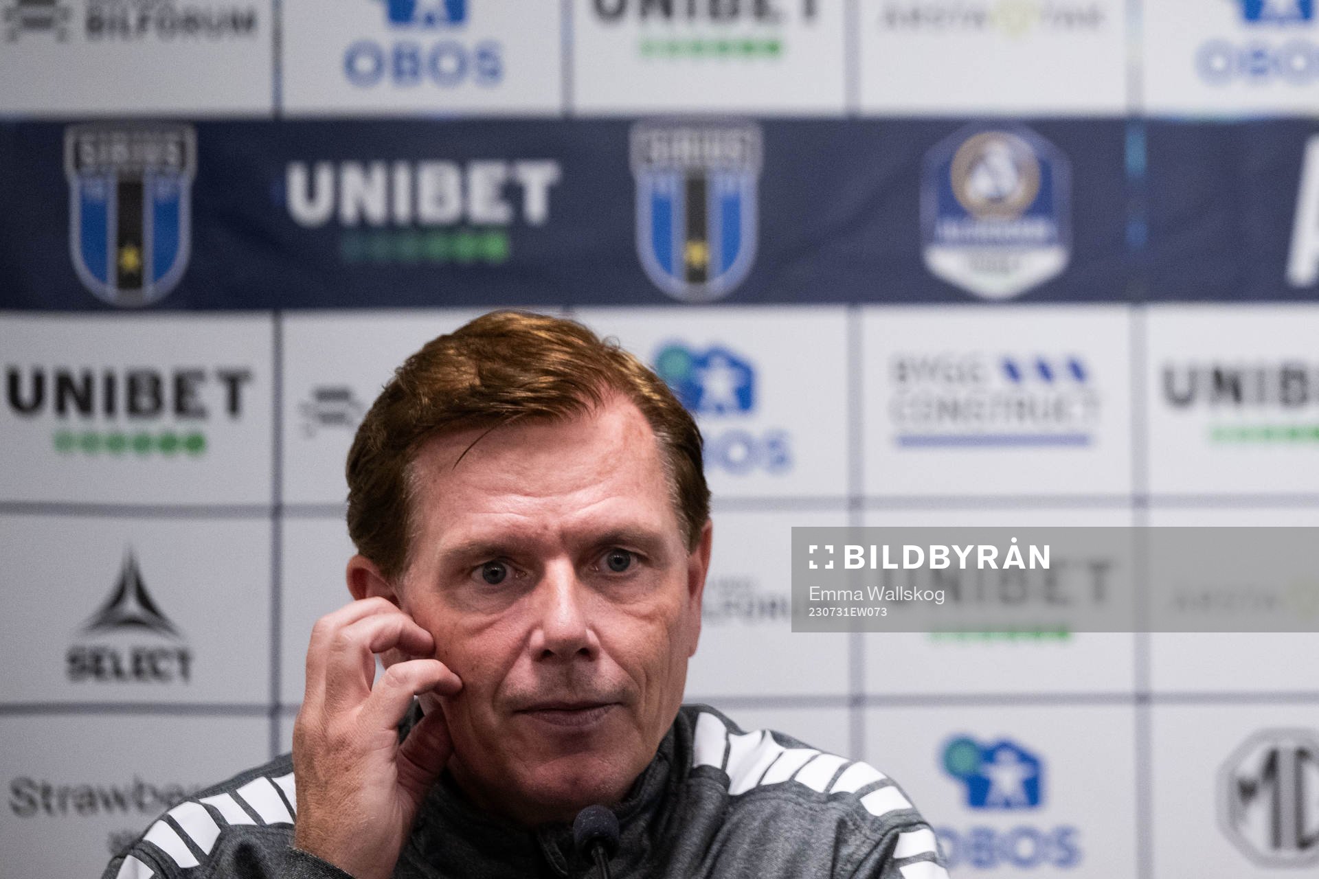 Sirius tränare Christer Mattiasson deppar