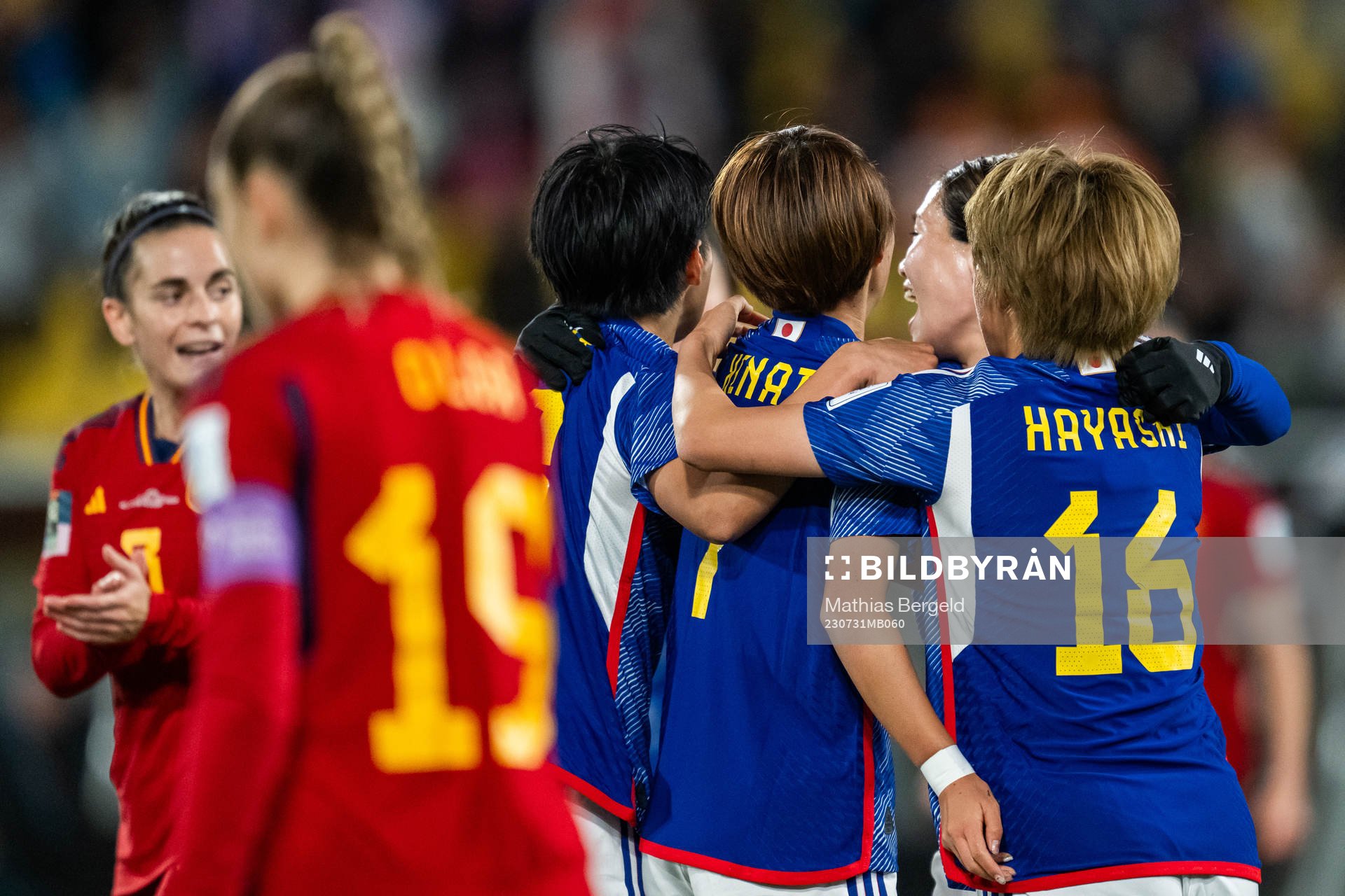 Hinata Miyazawa of Japan celebrates with team mates