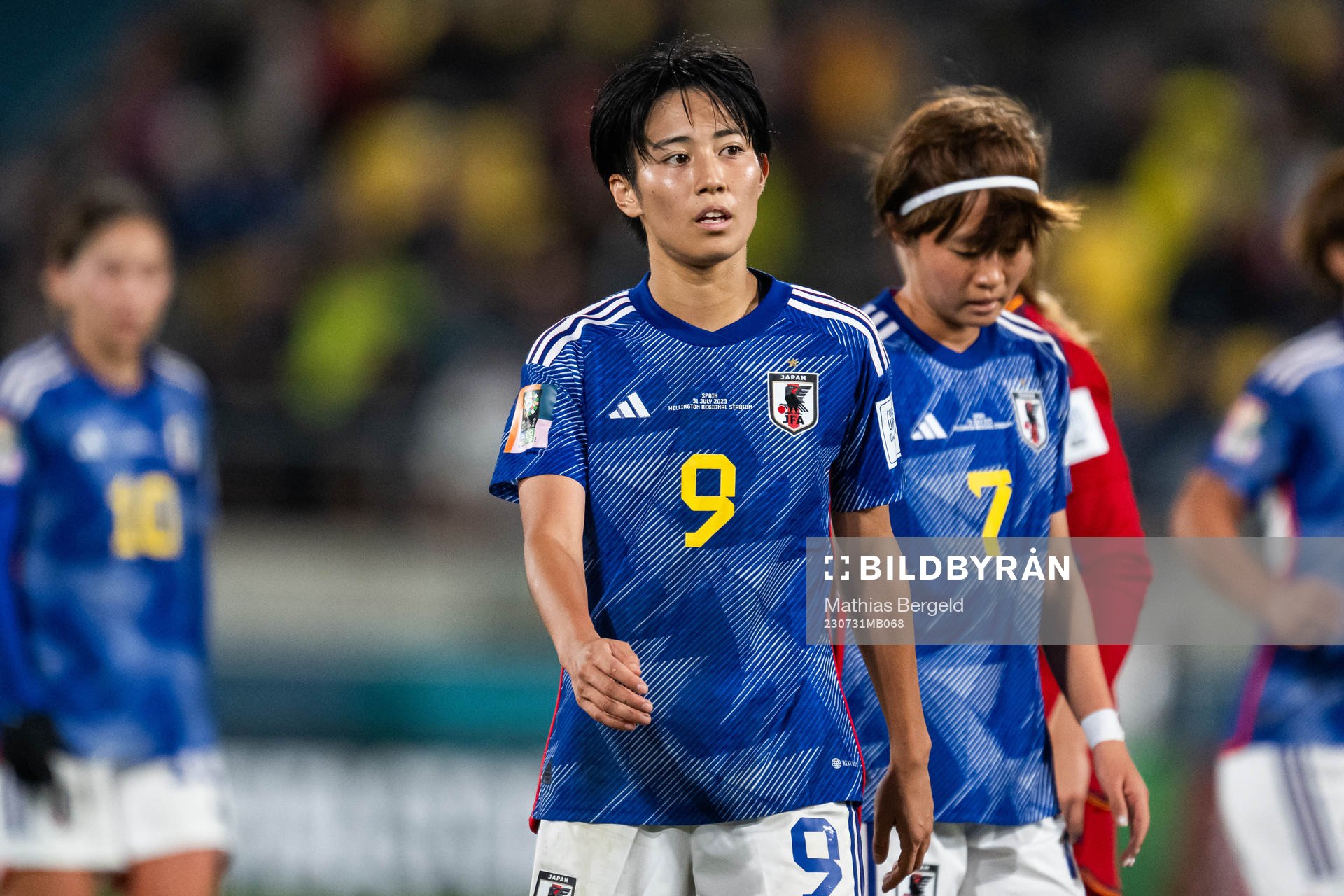 Riko Ueki and Hinata Miyazawa of Japan