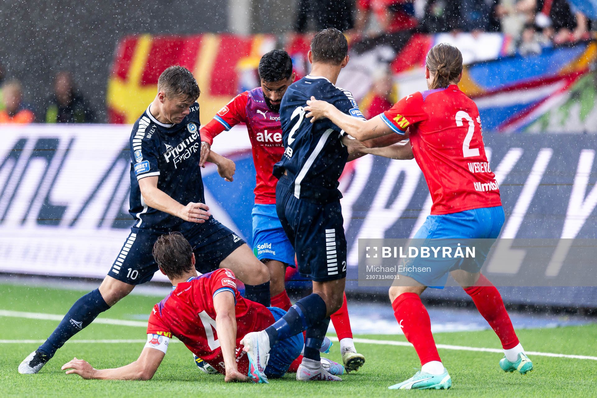 Utsiktens Albin Skoglund och Helsingborgs Thomas Rogne