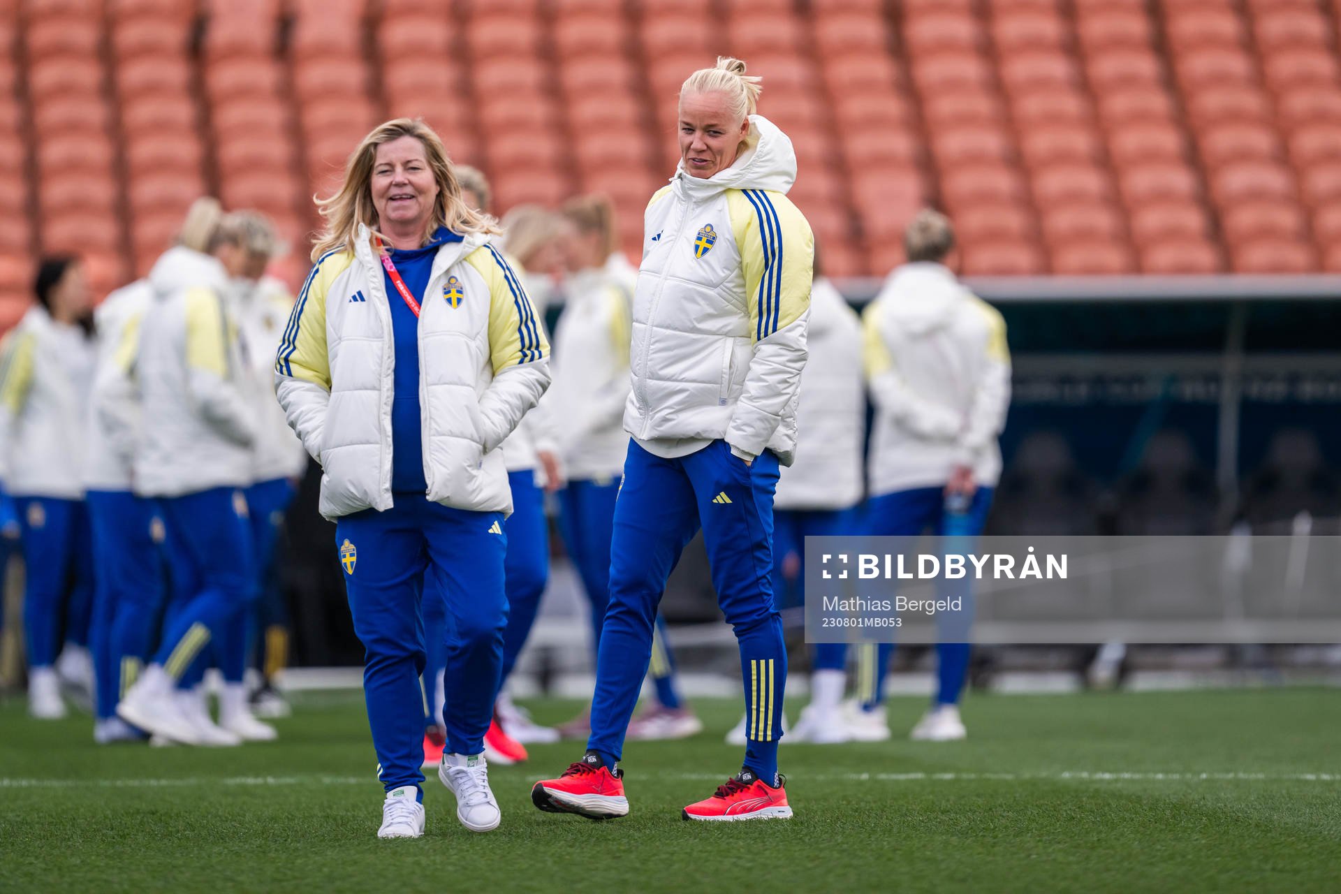 Team Manager Marika Domanski Lyfors and Caroline Seger of