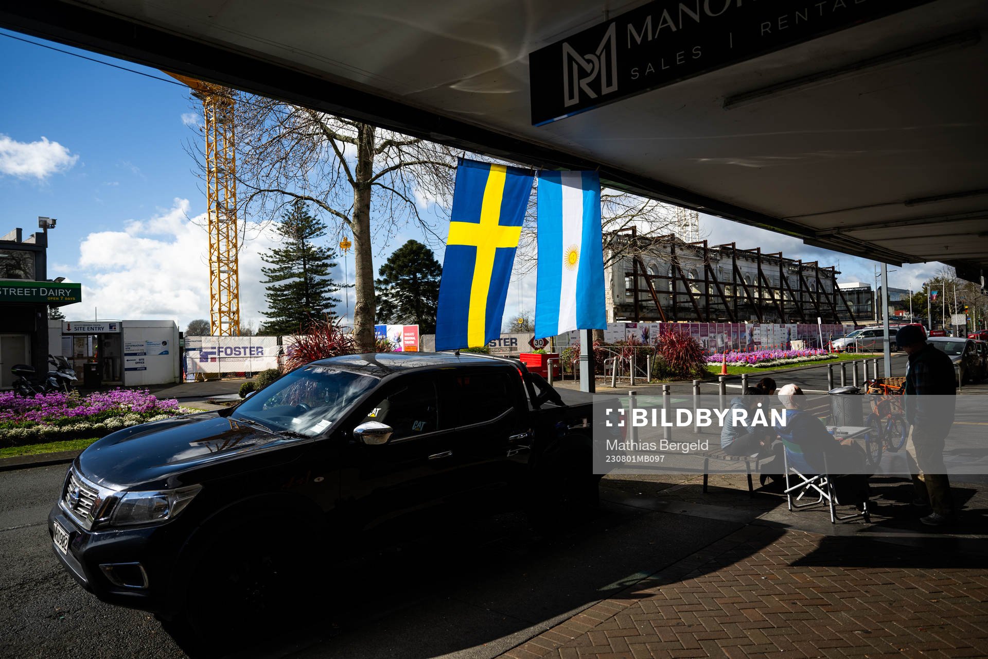 A Swedish and an Argentinian flag