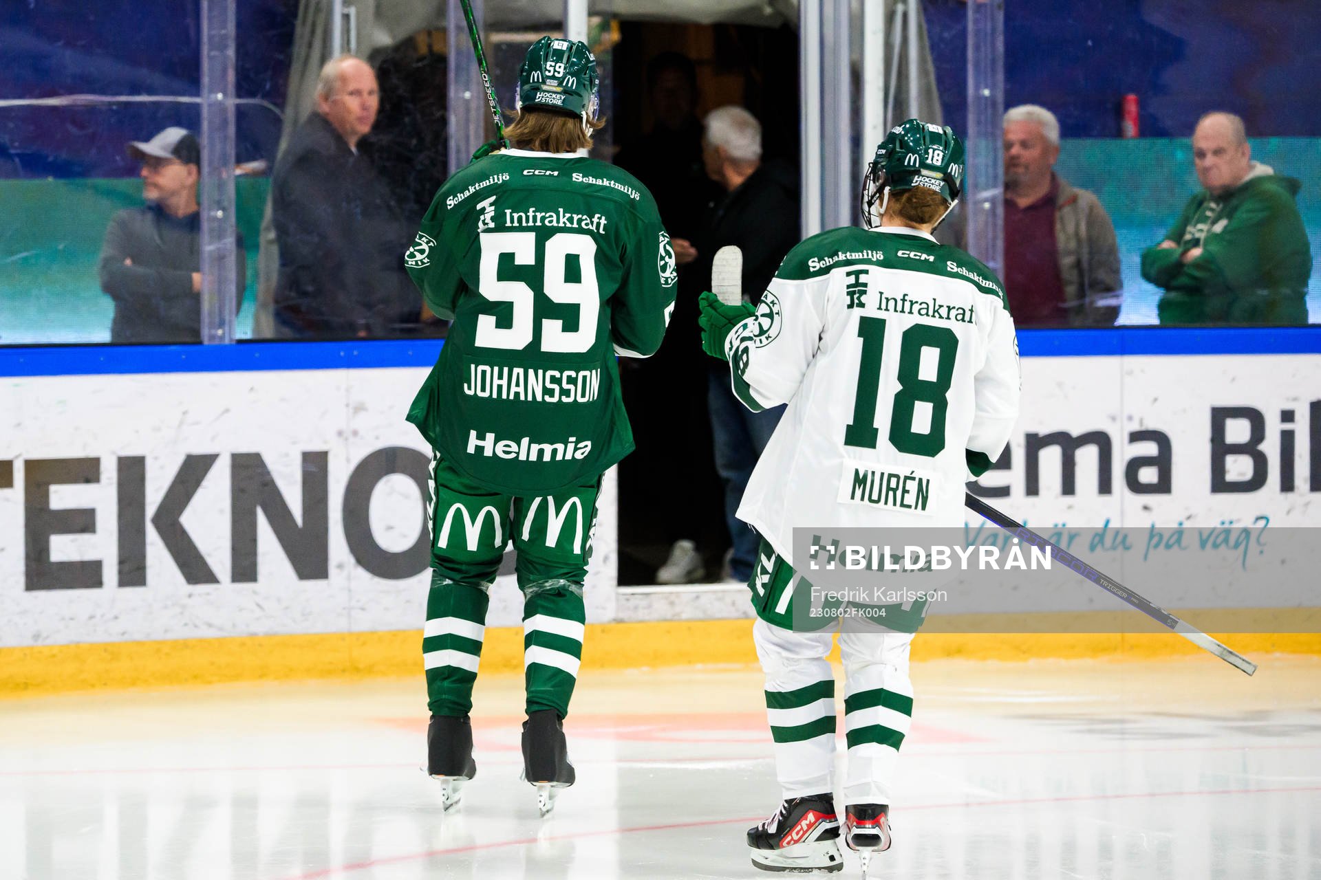 Färjestads Linus Johansson och Färjestads dam, Emma