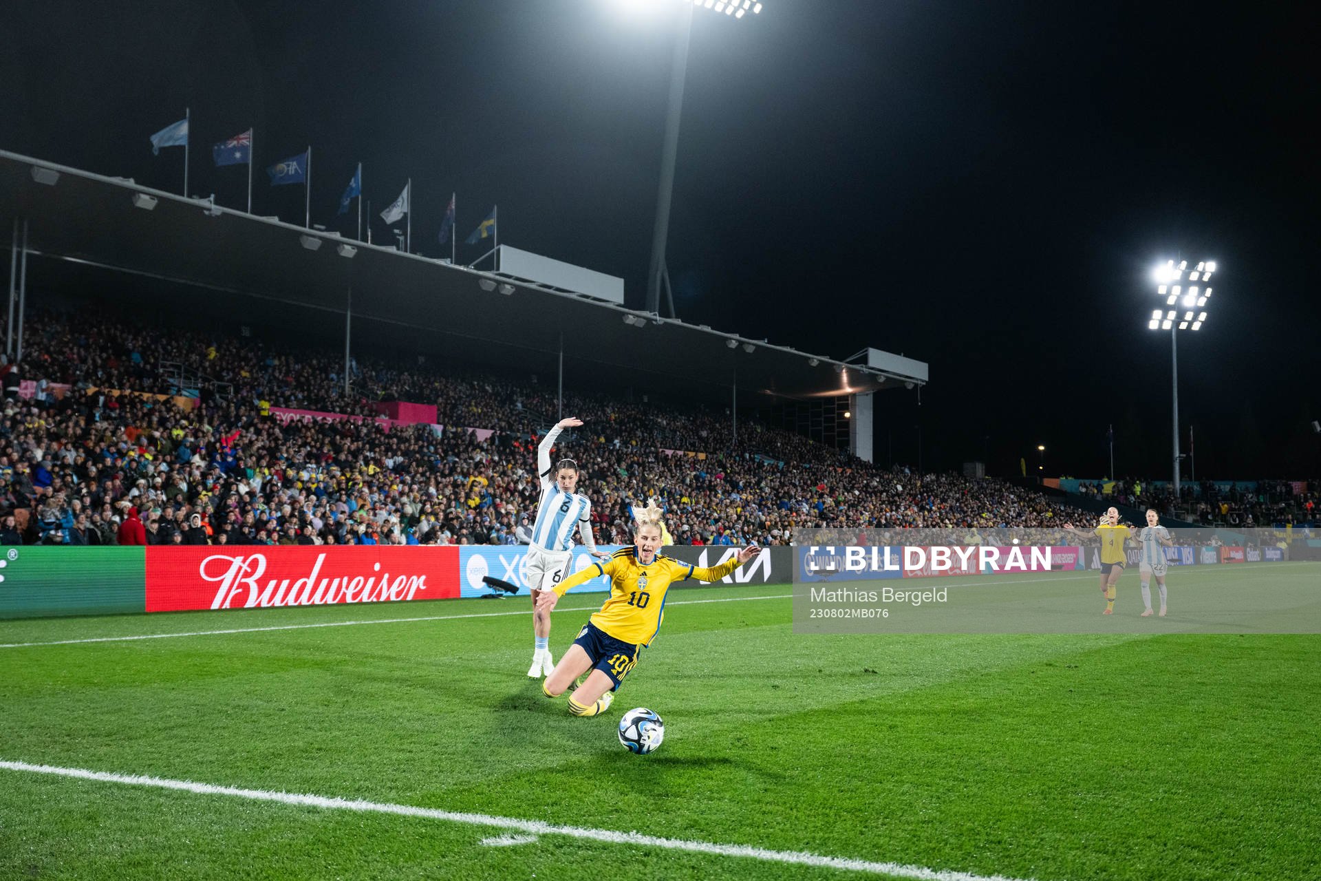Aldana Cometti of Argentina and Sofia Jakobsson of Sweden
