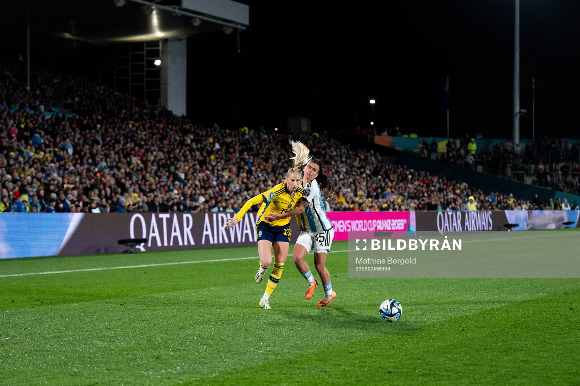 Sofia Jakobsson of Sweden and Florencia Bonsegundo of