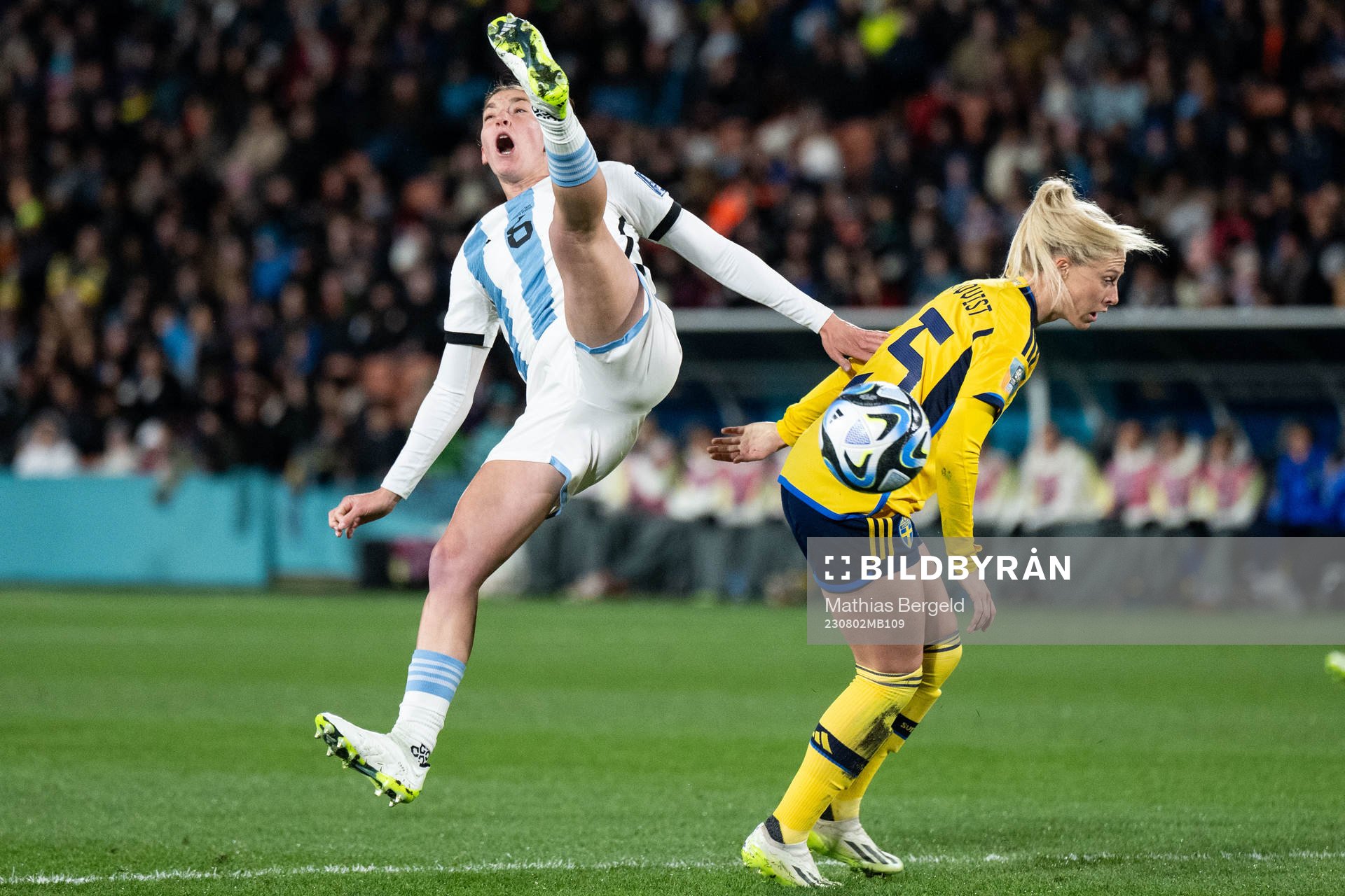 Aldana Cometti of Argentina anad Rebecka Blomqvist of Sweden