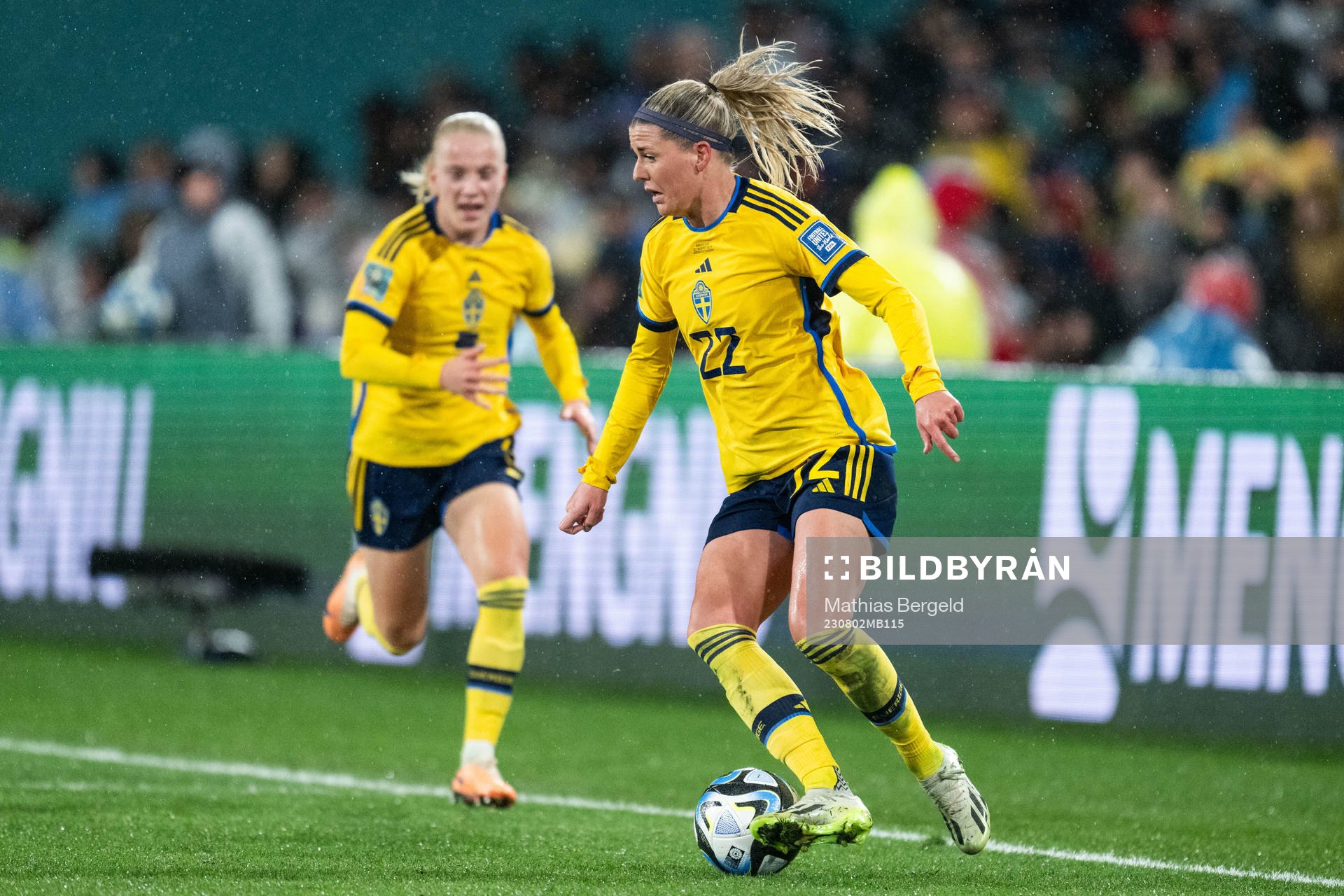 Anna Sandberg and Olivia Schough of Sweden