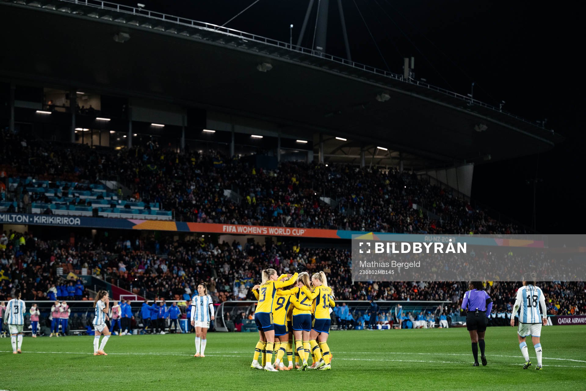 Elin Rubensson of Sweden celebrates with team mates