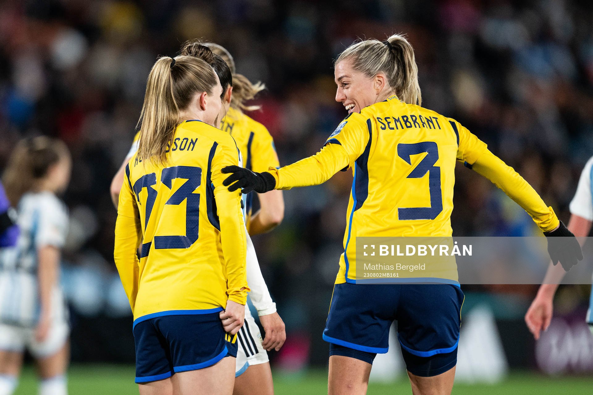 Elin Rubensson of Sweden celebrates with Linda Sembrant after 0-2 during the FIFA Women's World Cup football match between Argentina and Sweden on August 2, 2023 in Hamilton.