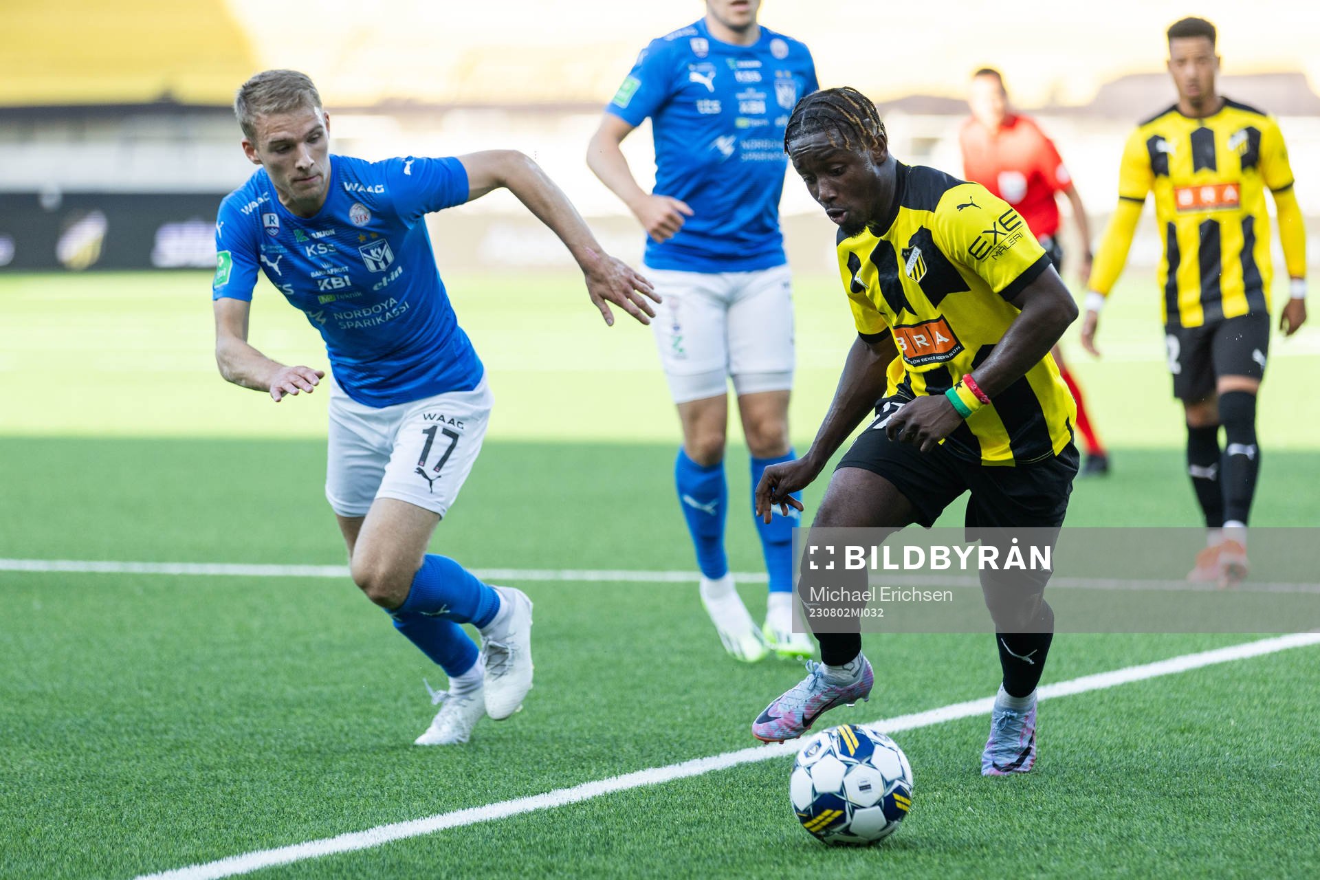 of Klaksvik Joannes Danielsen and Ibrahim Sadiq of Häcken