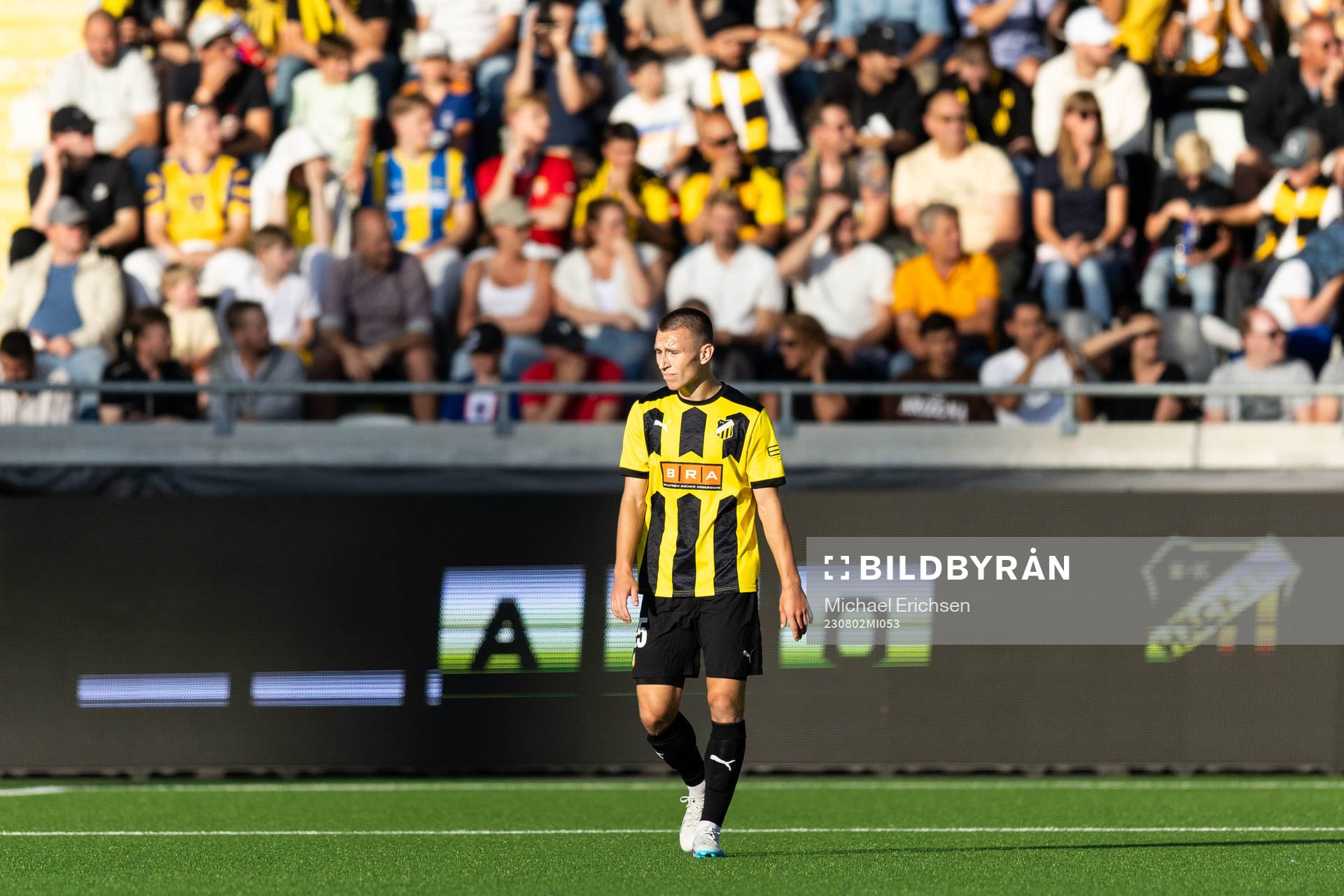 Kristoffer Lund Hansen of Häcken looks dejected