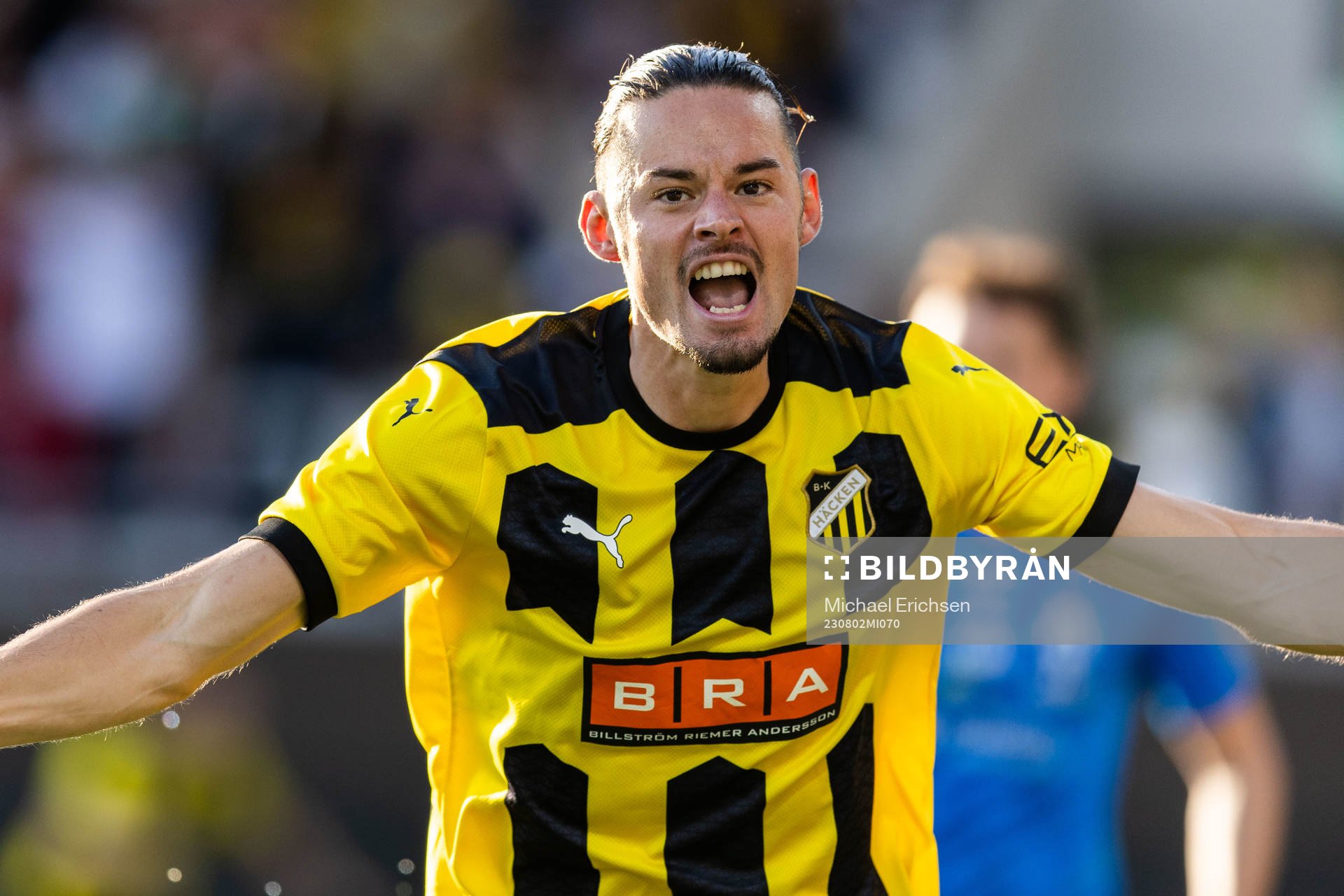 Amor Layouni of Häcken celebrates