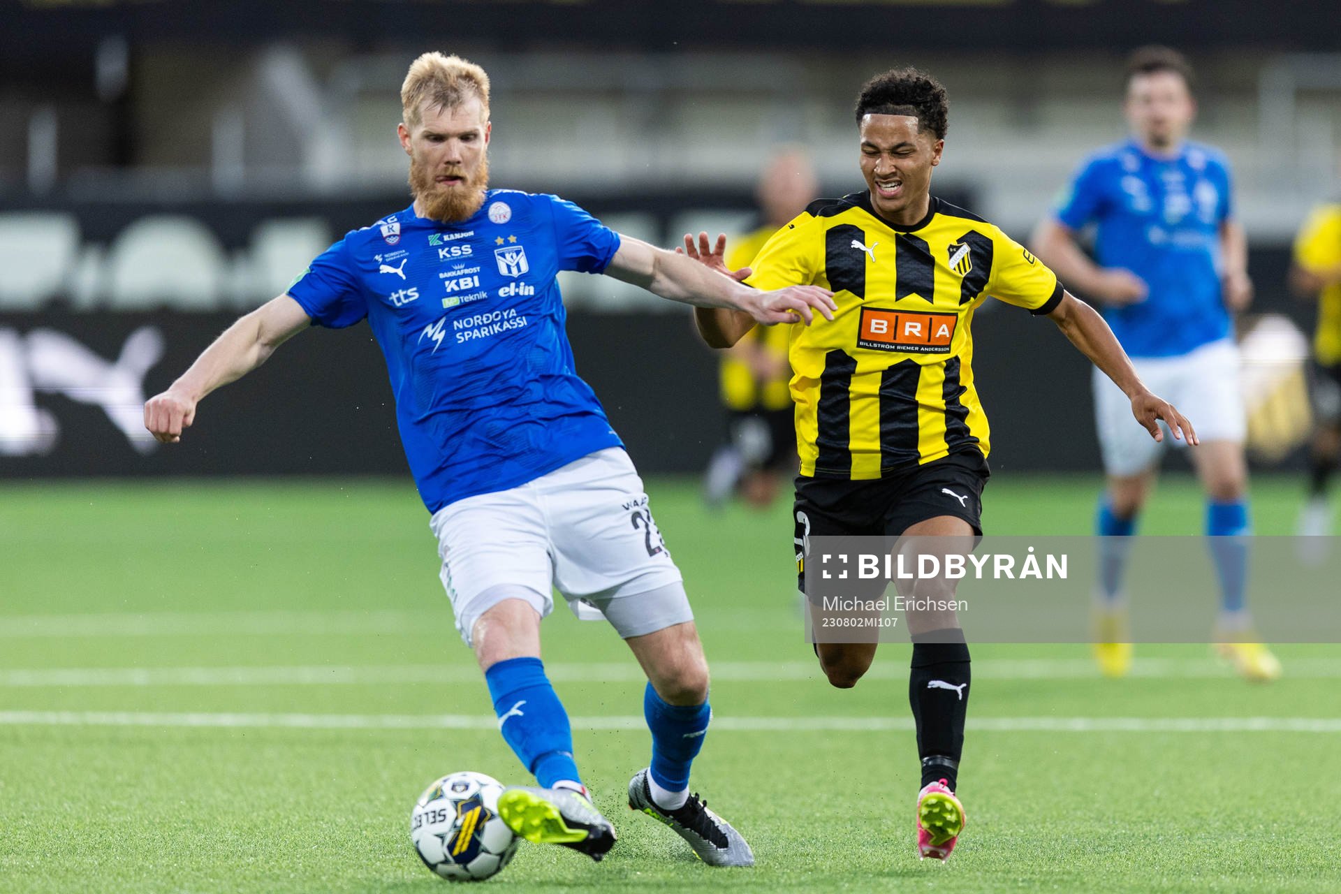 Odamar Faerö of Klaksvik and Momodou Lamin Sonko of Häcken
