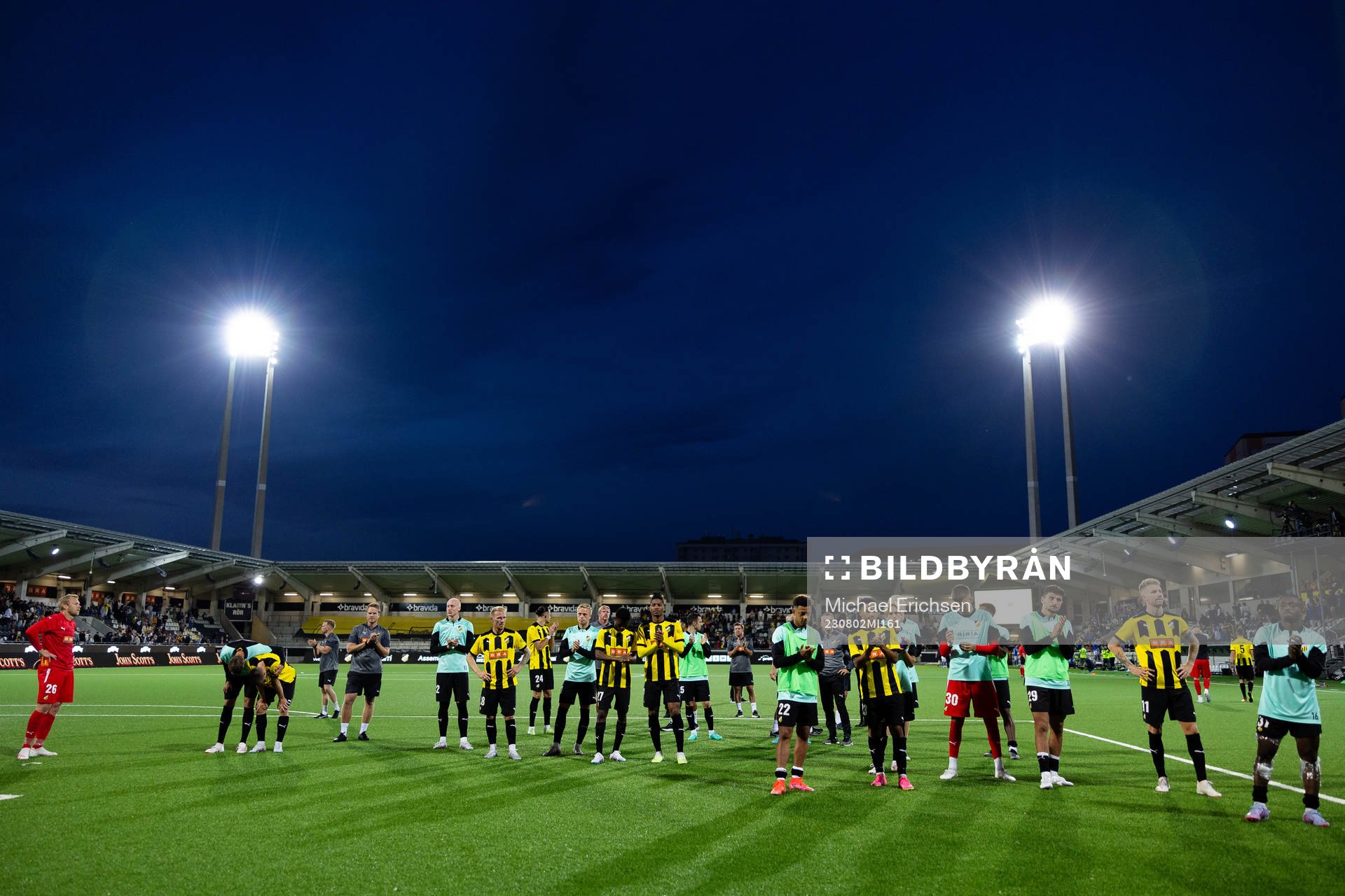 Players of Häcken look dejected