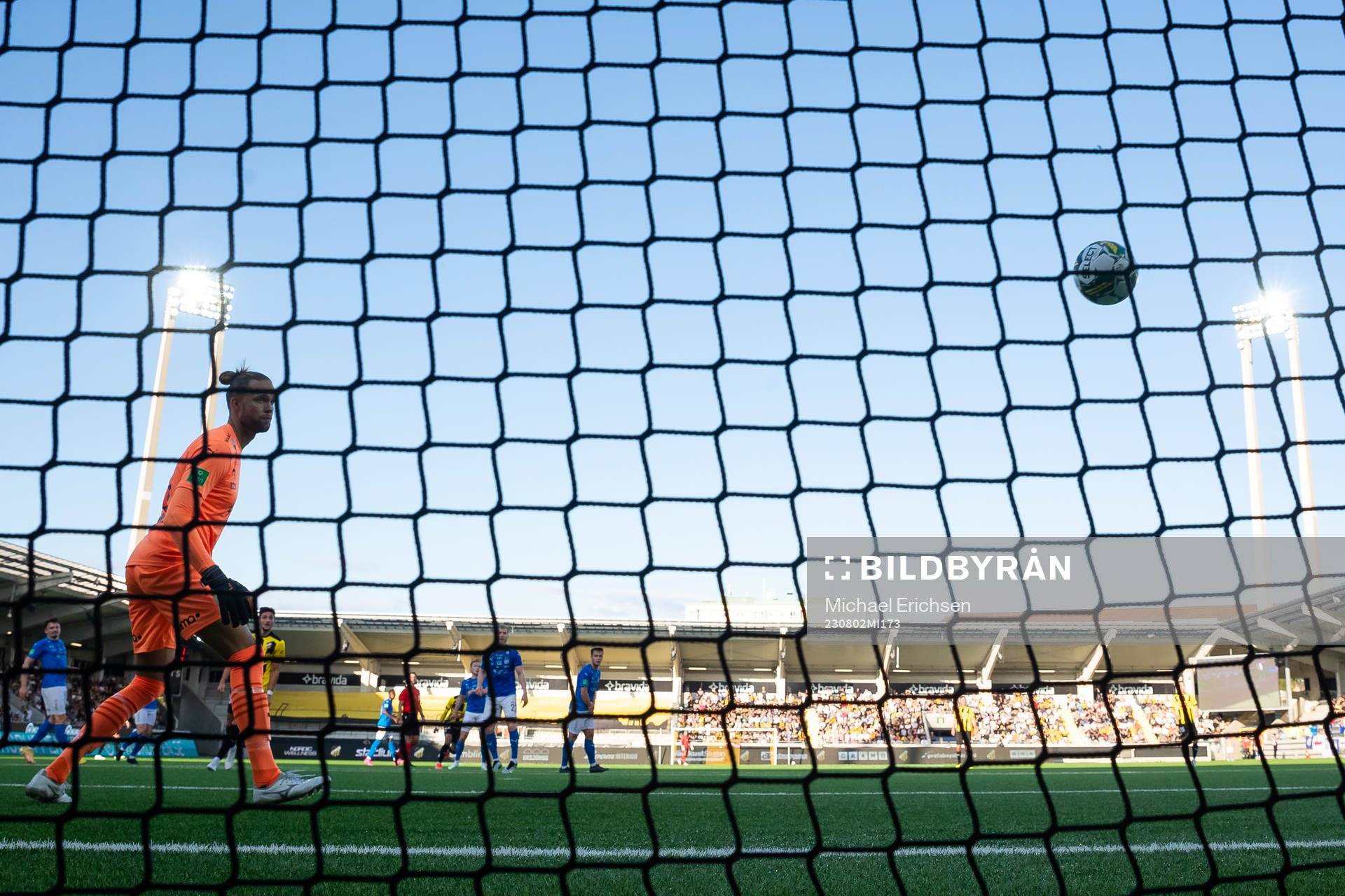 Tobias Sana of Häcken scores 1-1 behind goalkeeper Nils