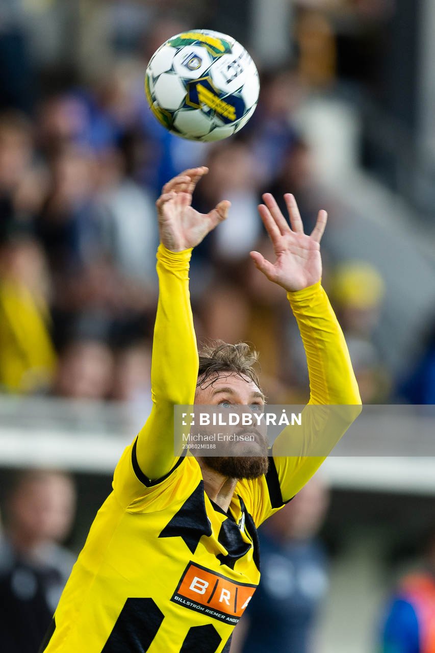 Simon Sandberg of Häcken with a throw in