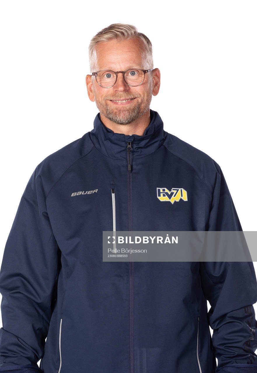 s Assisterande tränare Johan Davidsson