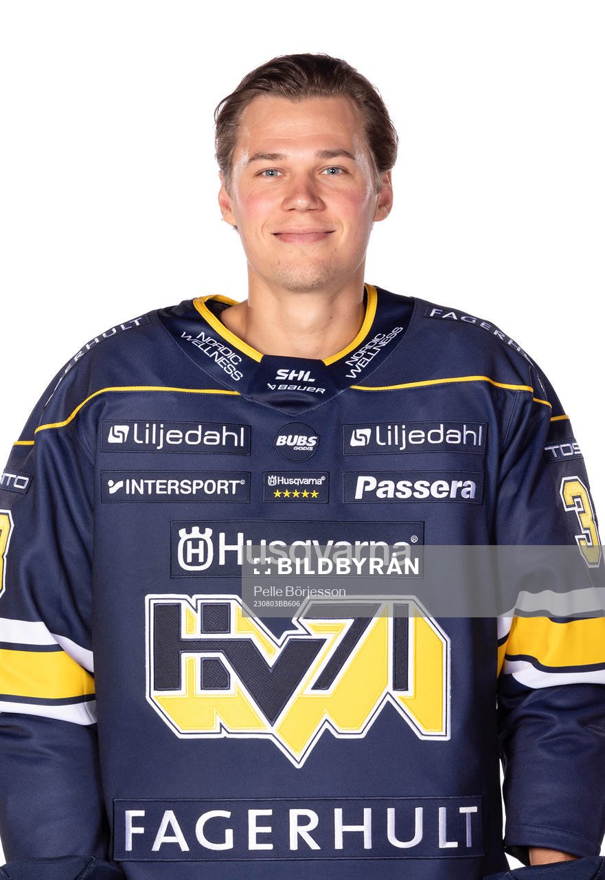 s Måns Lindbäck
