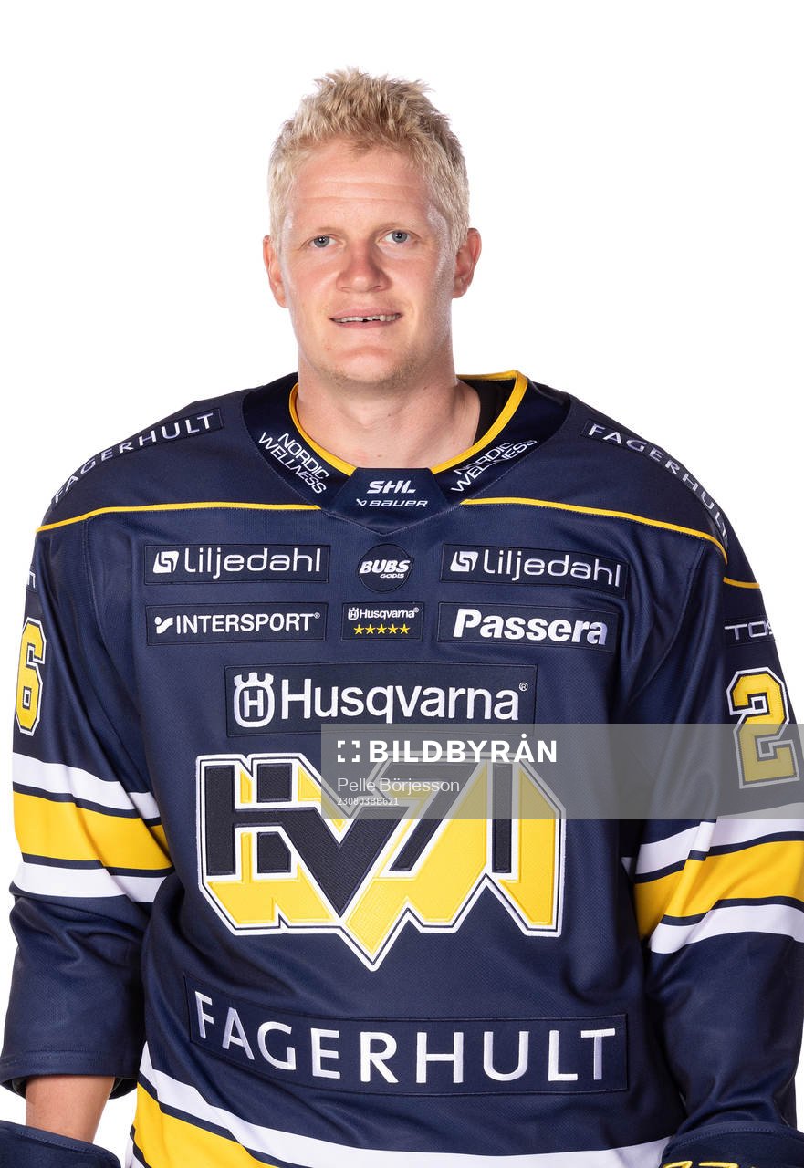 s Tommi Tikka