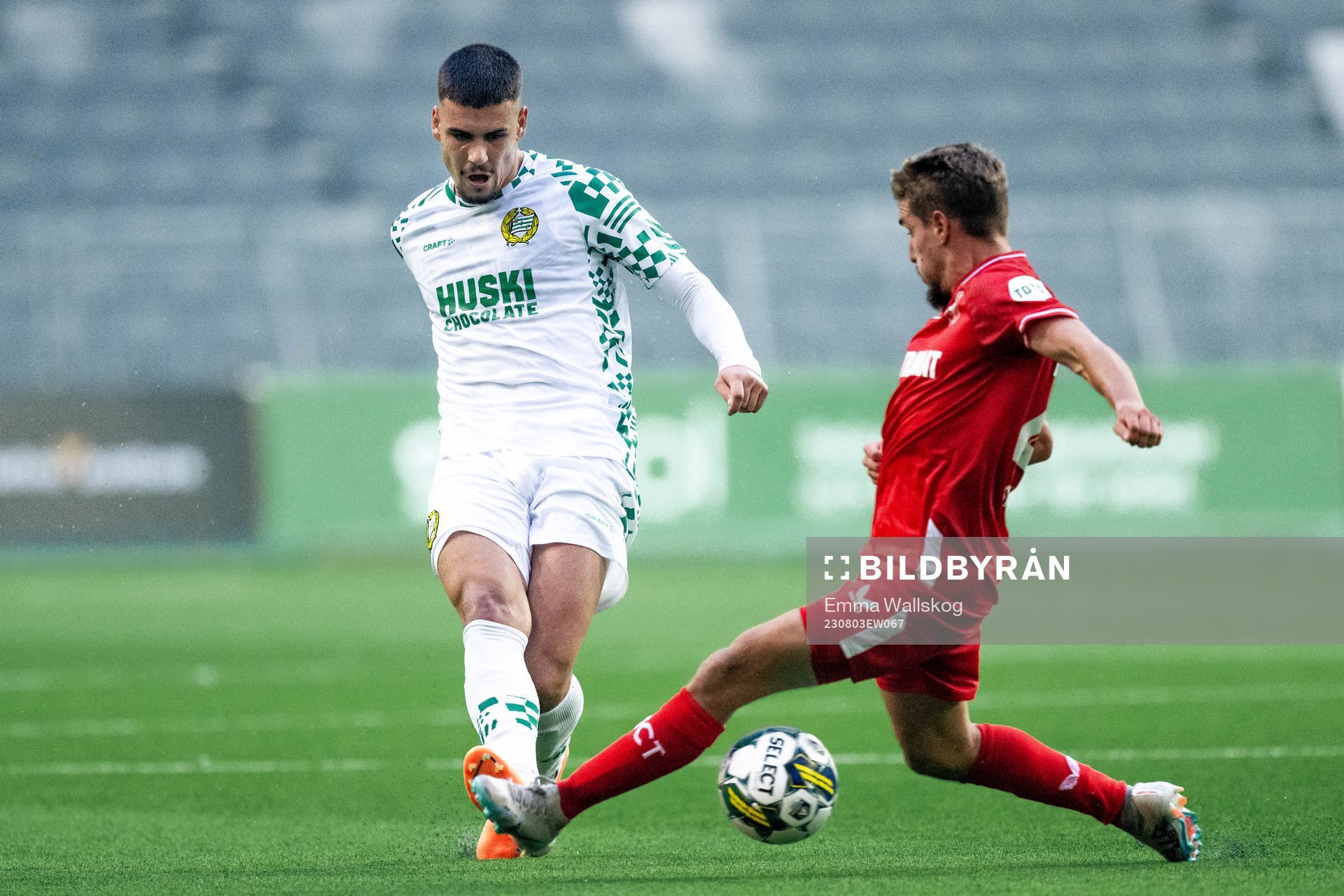 Edvin Kurtulus of Hammarby and Michal Sadilek of Twente