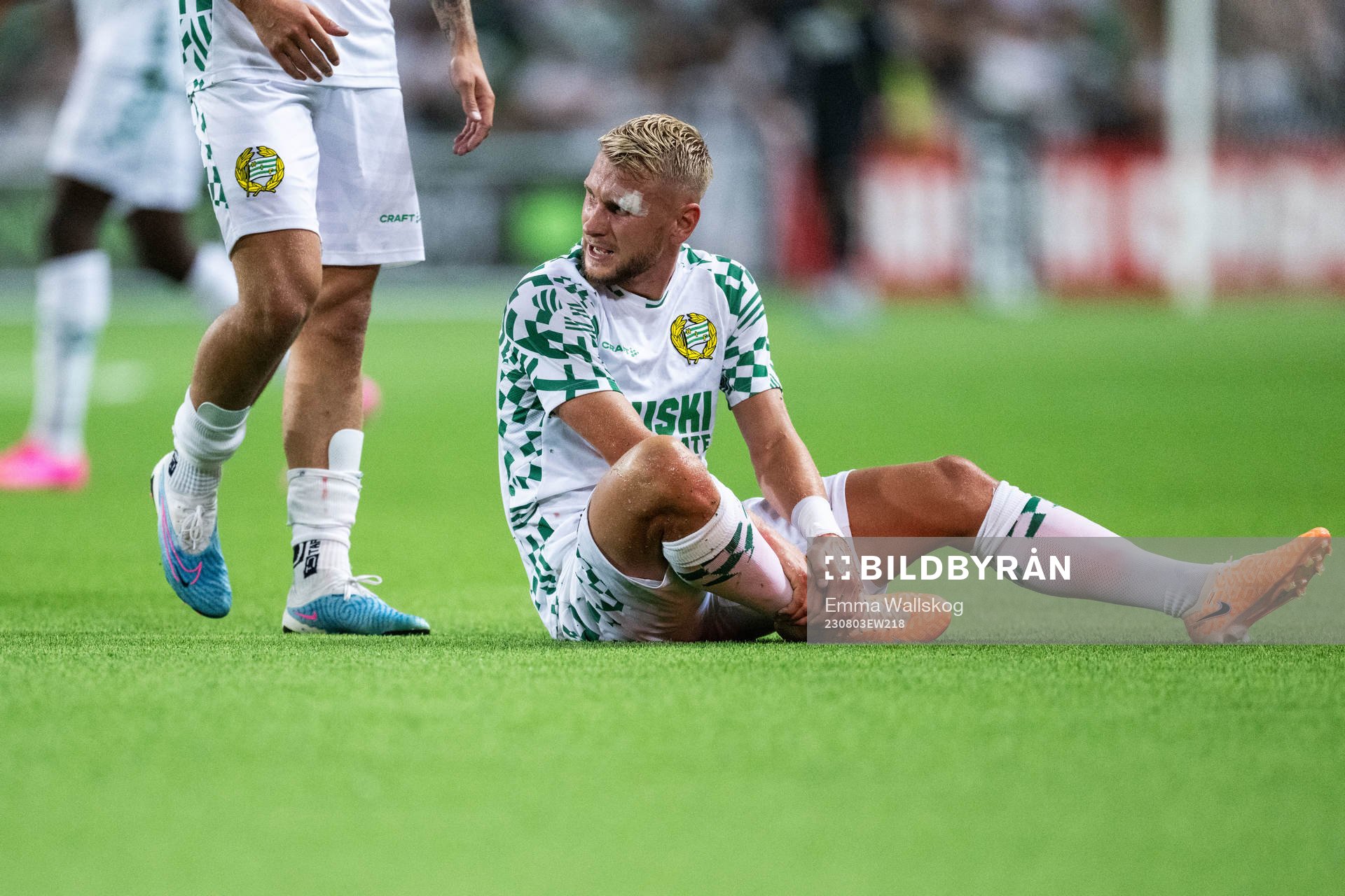 Simon Strand of Hammarby in pain