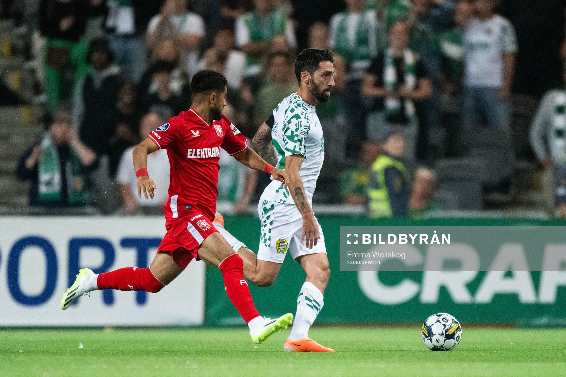 Naci Unuvar of Twente and Nahir Besara of Hammarby