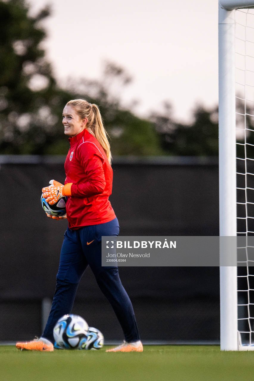 Goalkeeper Guro Pettersen of Norway at a training session during the FIFA Women's World Cup on August 4, 2023 in Wellington.