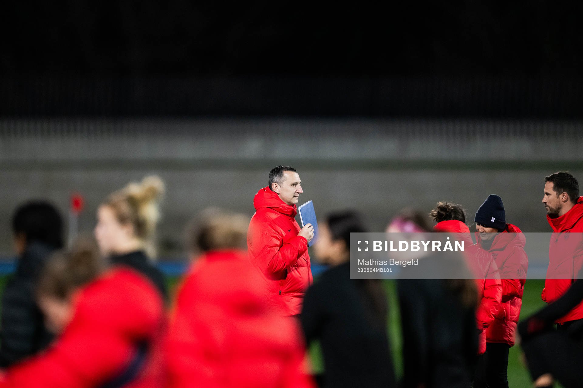 Head coach Vlatko Andonovski at a training session with the