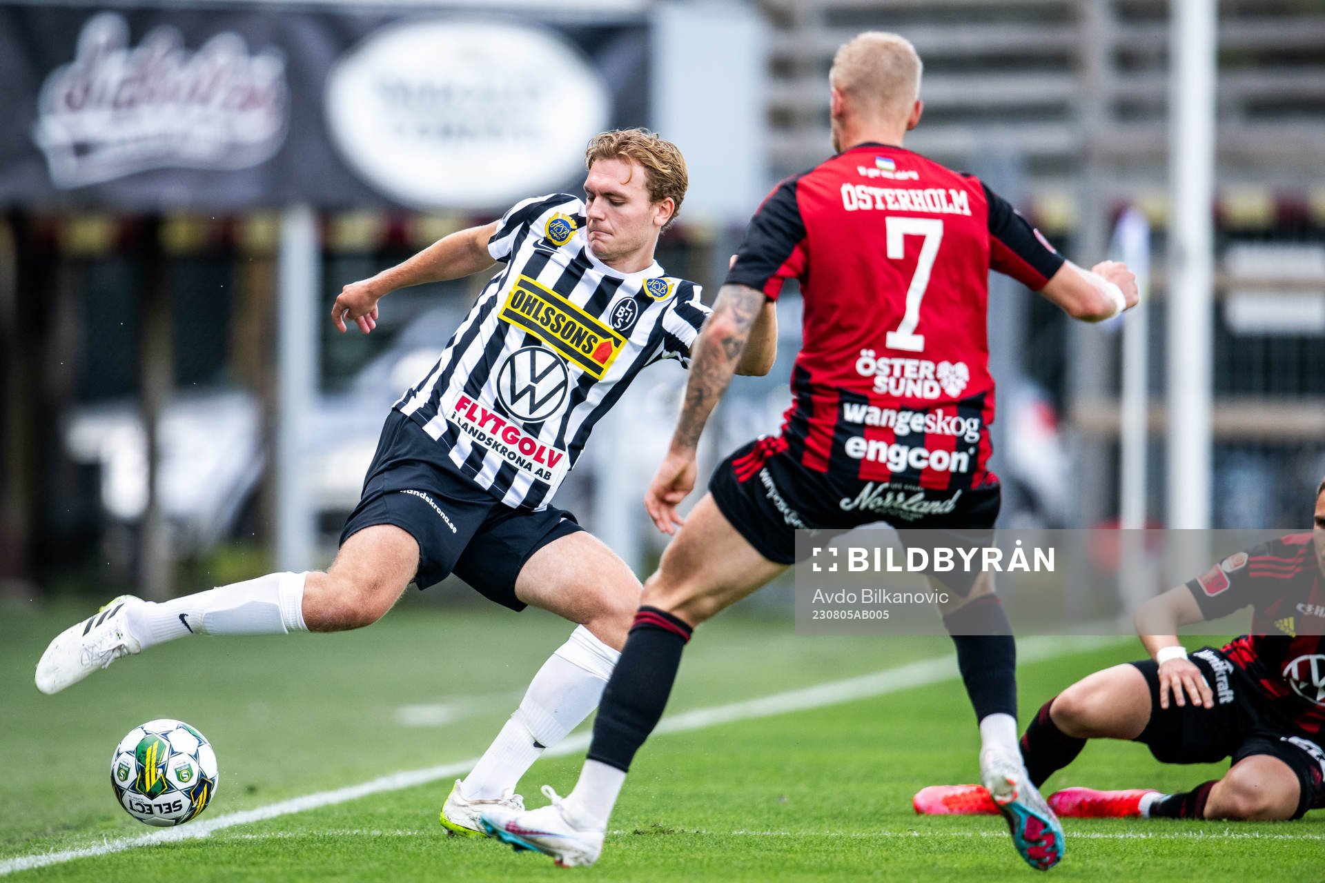 Landskronas Melker Jonsson och Östersunds Andre Österholm