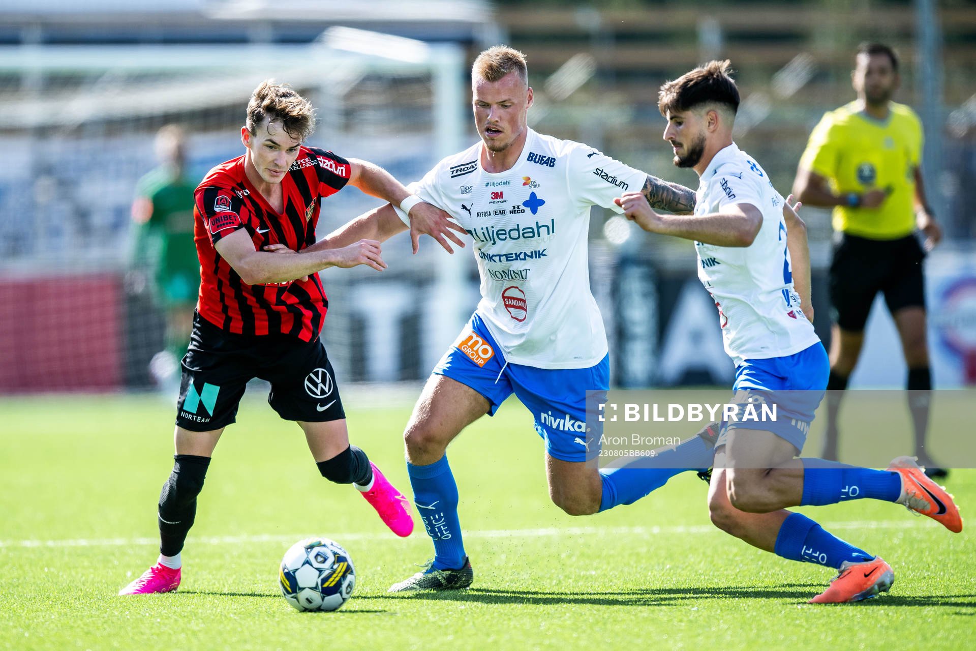 Brommapojkarnas Alexander Johansson mot Värnamos Victor