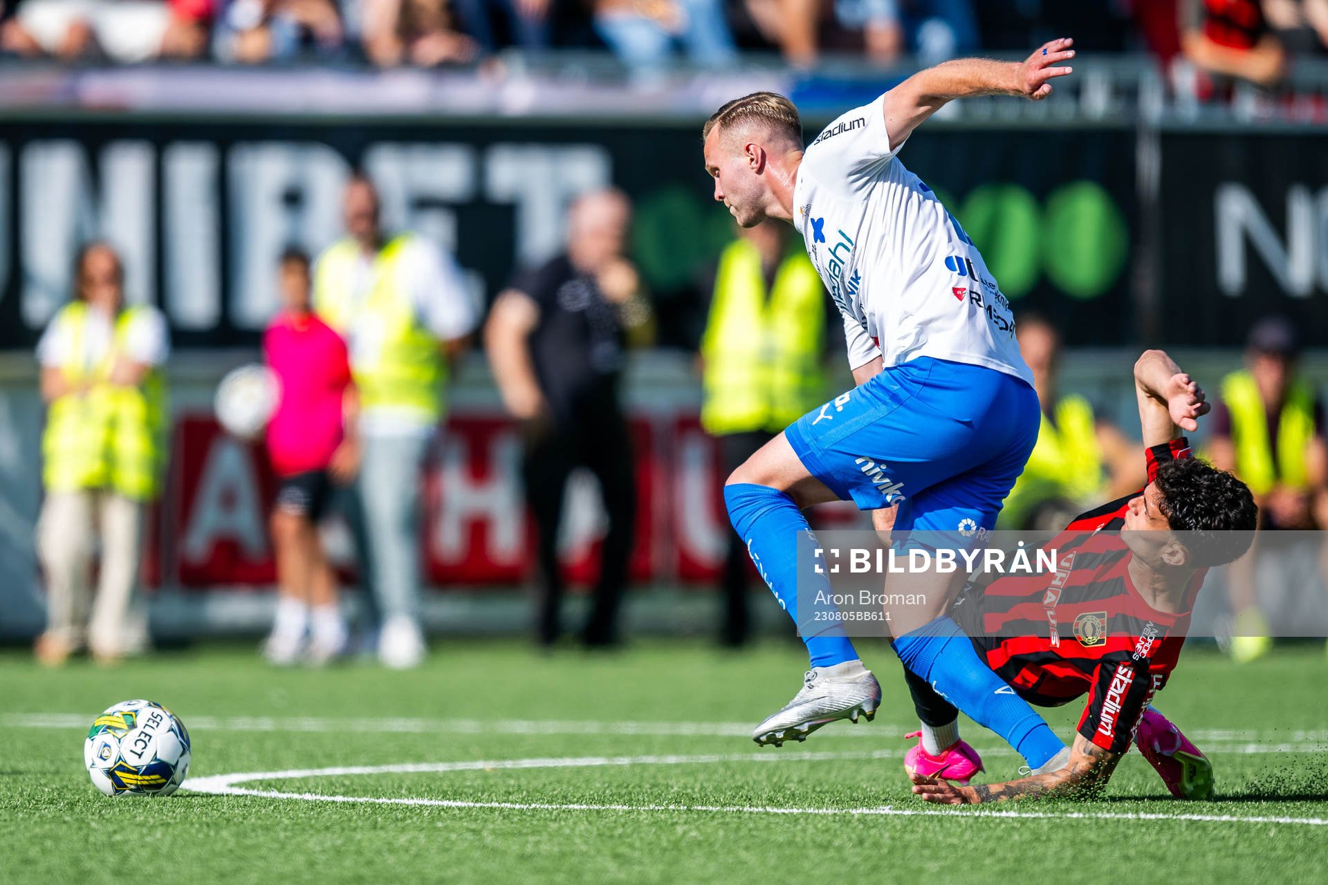 Värnamos Gustav Engvall och Brommapojkarnas Liam Jordan