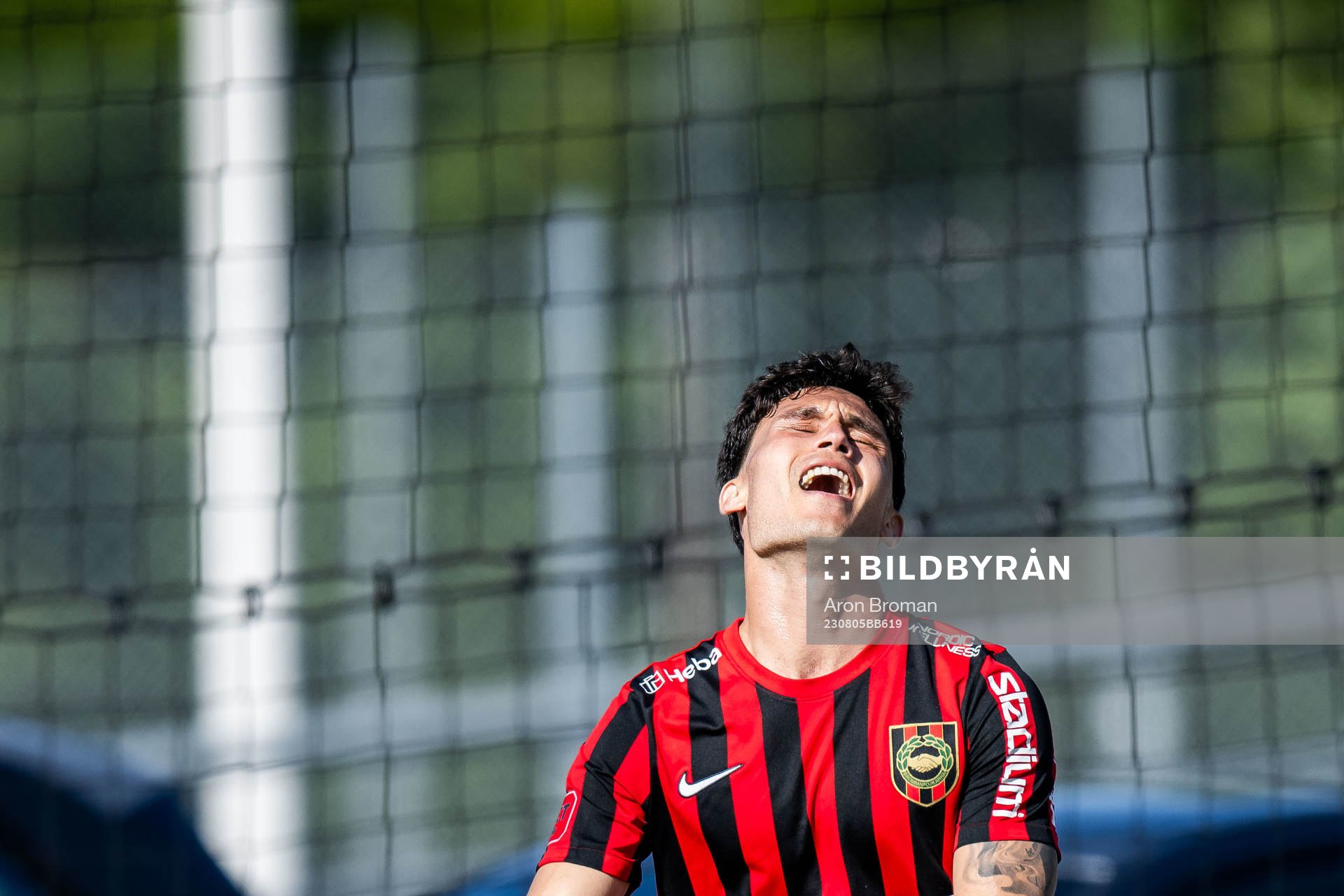 Brommapojkarnas Liam Jordan deppar