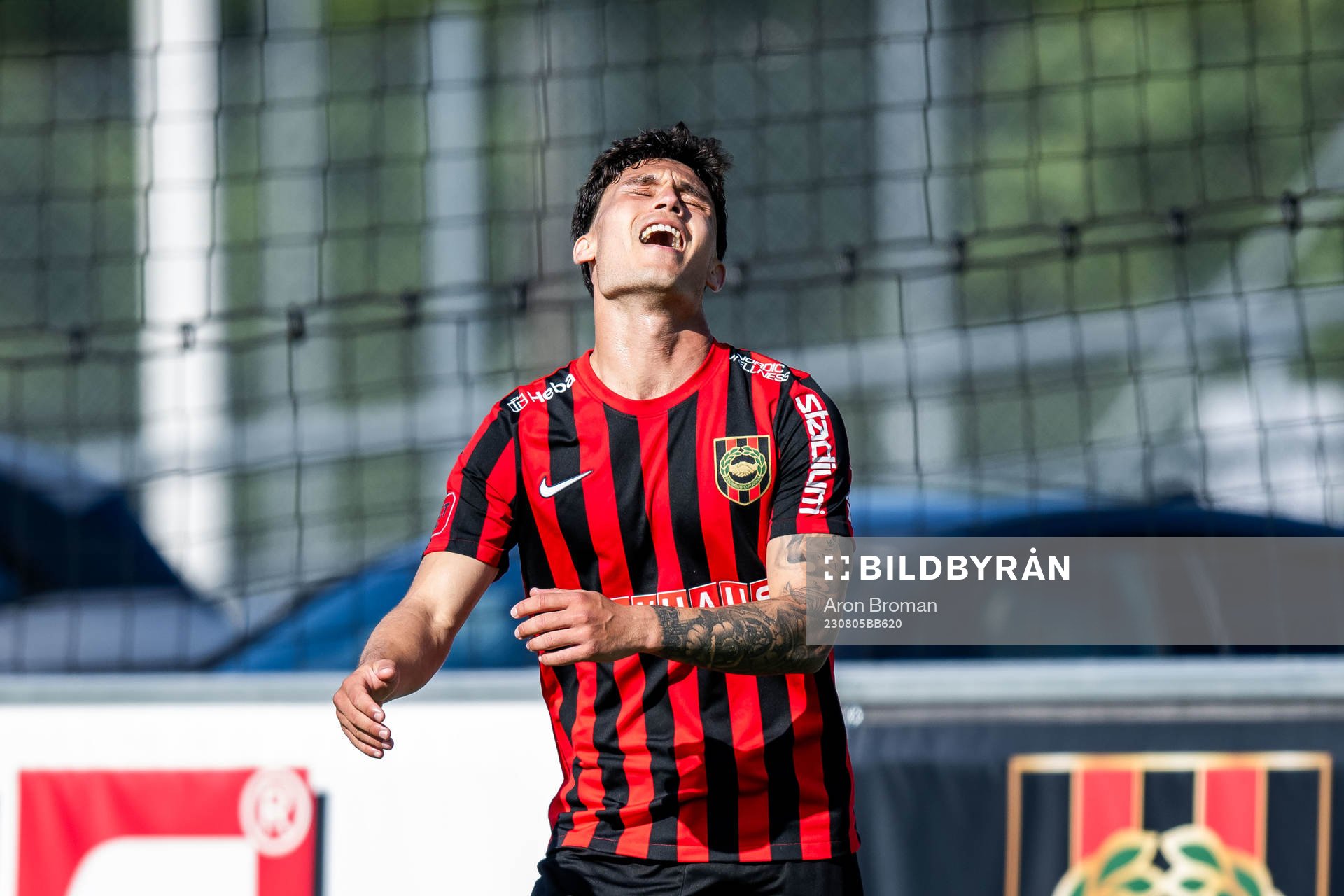 Brommapojkarnas Liam Jordan deppar