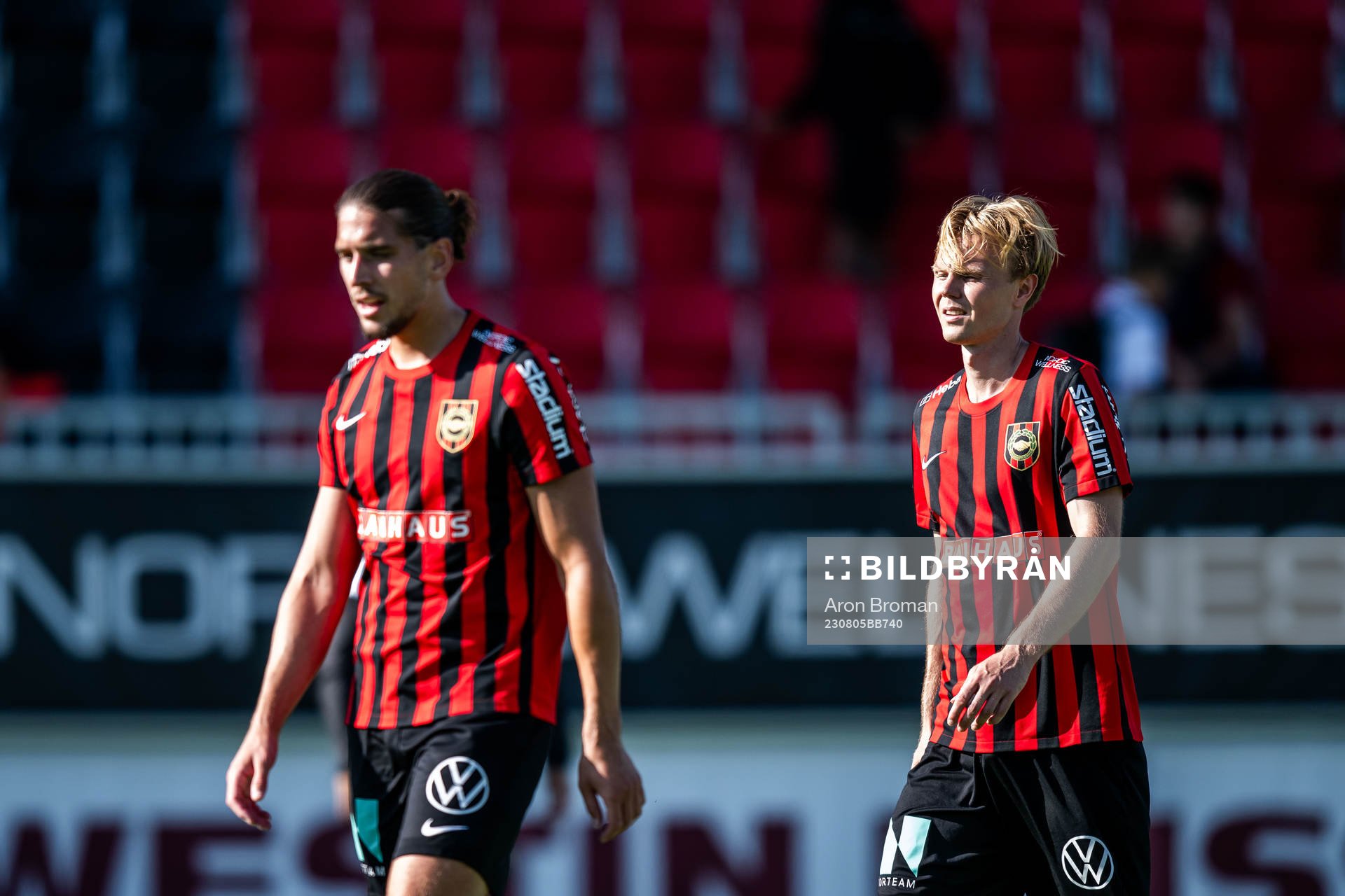 Brommapojkarnas Nikola Vasic och Tim Waker deppar