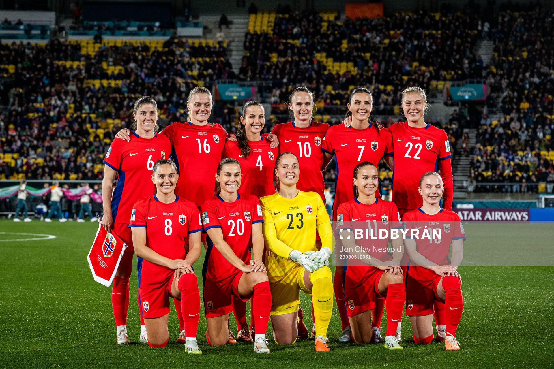 The starting eleven of Norway pose for a team photo ahead of the FIFA Women's World Cup round of 16 match between Japan and Norway on August 5, 2023 in Wellington. Top left: Maren Mjelde, Mathilde Harviken, Tuva Hansen, Caroline Graham Hansen, Ingrid Syrstad Engen and Sophie Román Haug. Front left: Vilde Bøe Risa, Emilie Bosshard Haavi, goalkeeper Aurora Mikalsen, Guro Reiten and Thea Bjelde.