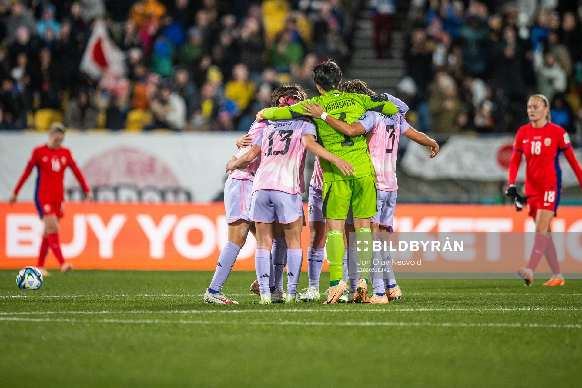 Players of Japan celebrate after 3-1 during the FIFA Women's World Cup round of 16 match between Japan and Norway on August 5, 2023 in Wellington.