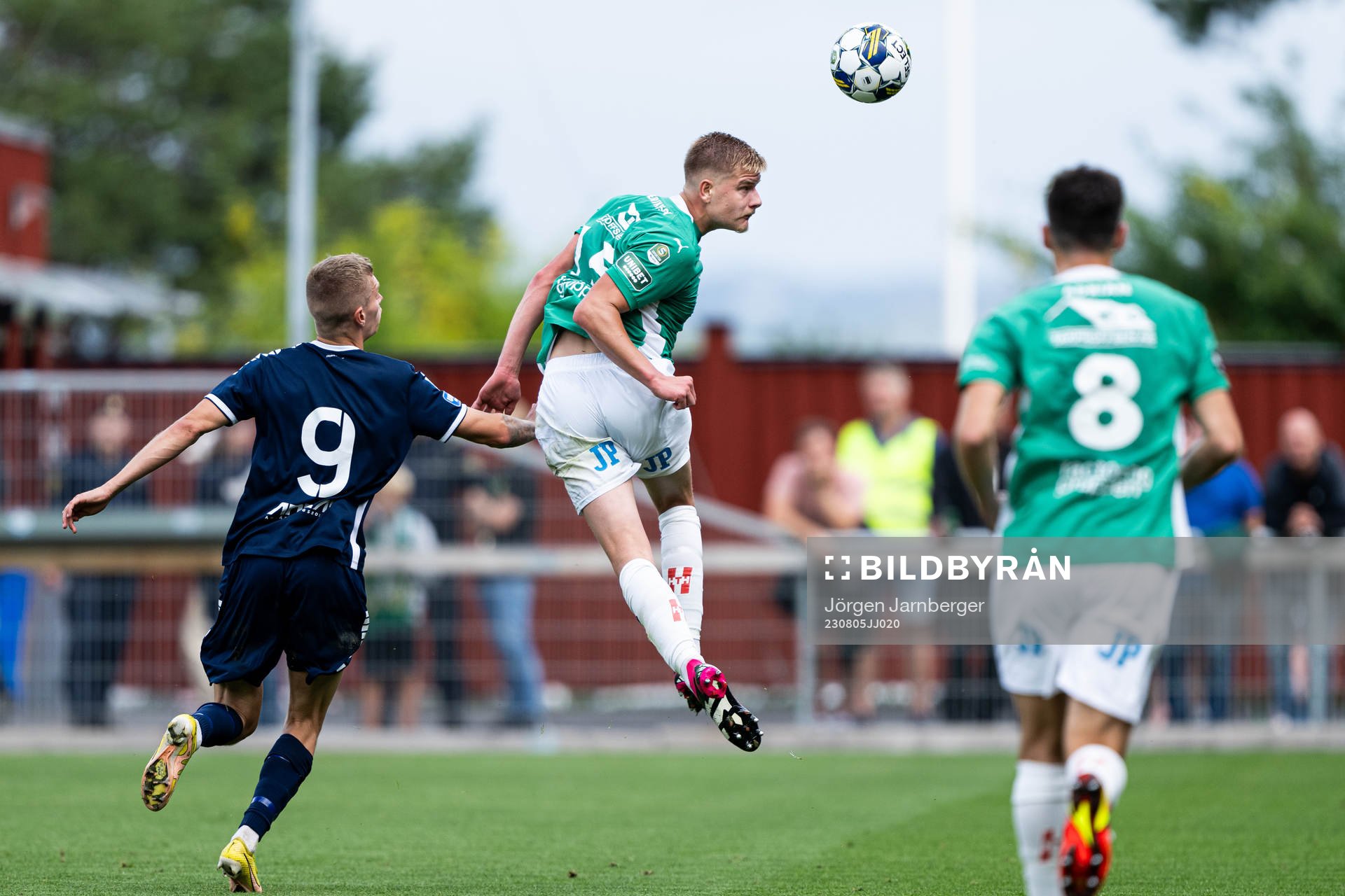 Utsiktens Lucas Hedlund och Jönköpings Södras Arvid