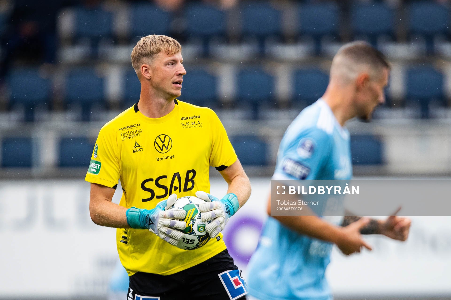 Brages målvakt Viktor Frodig under fotbollsmatchen i Superettan mellan Gefle och Brage den 5 augusti 2023 i Gävle. 