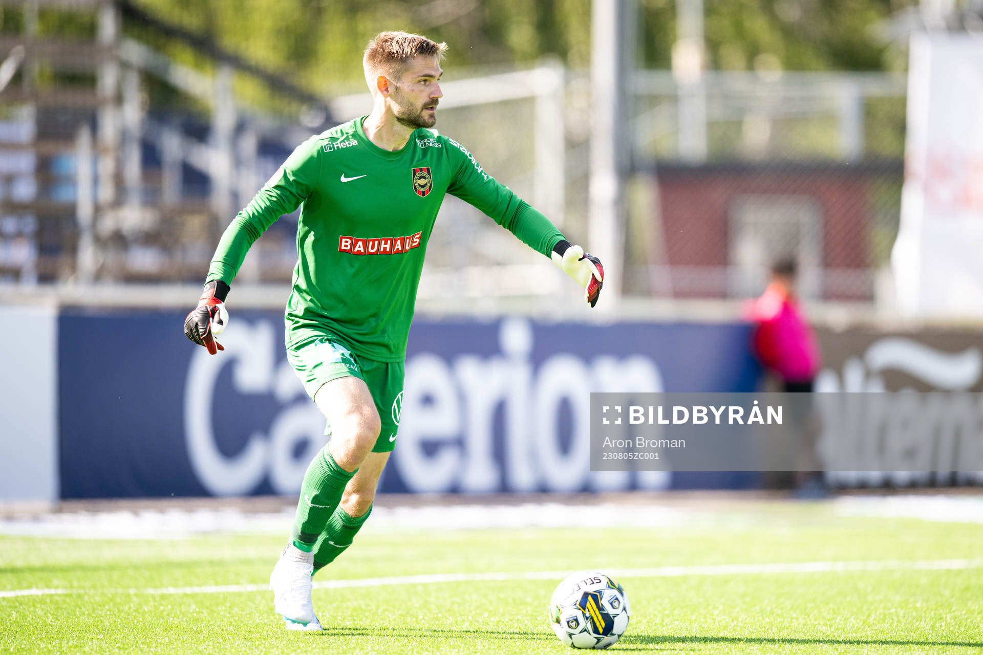 Brommapojkarnas målvakt Lucas Hägg Johansson
