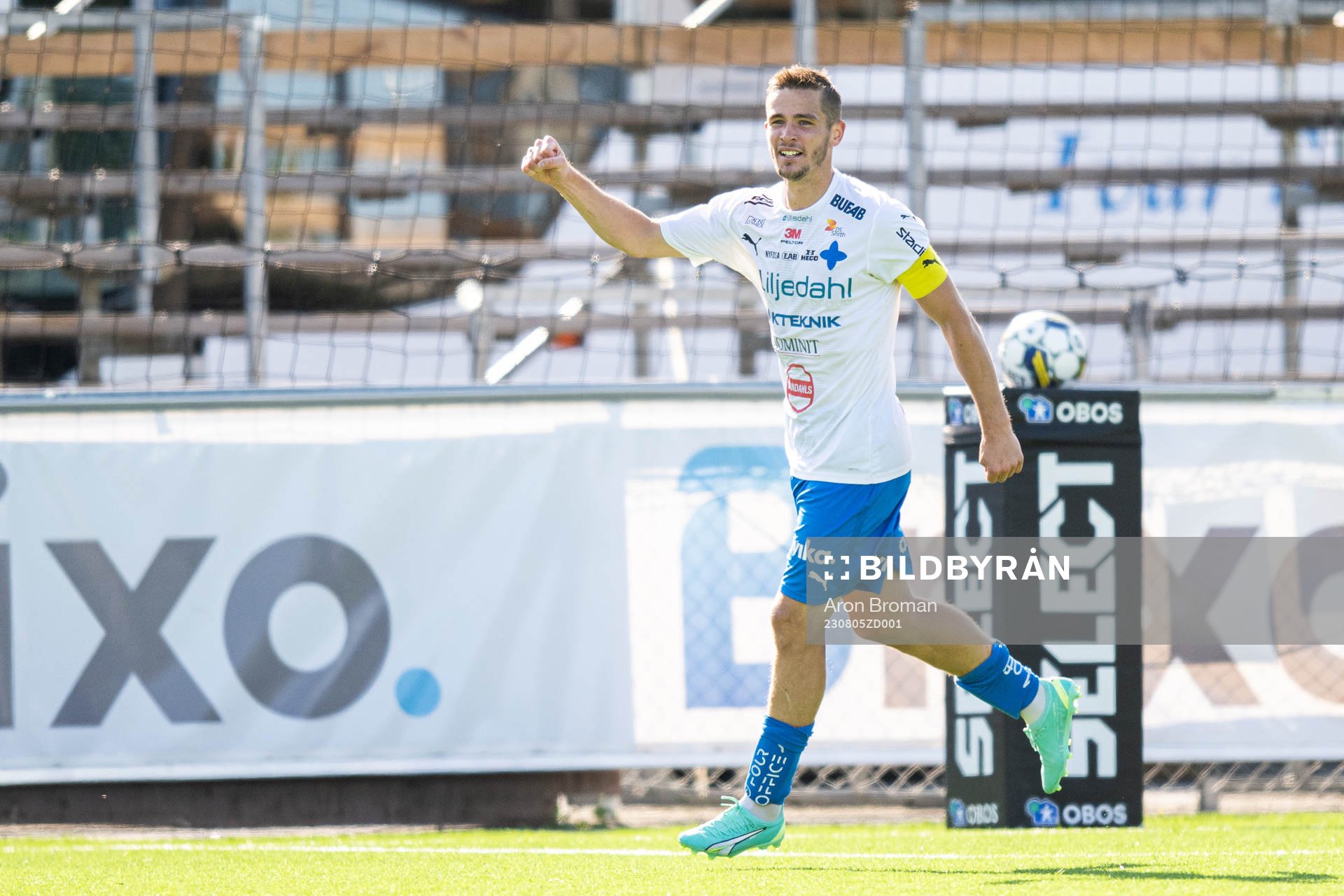 Värnamos Oscar Johansson jublar