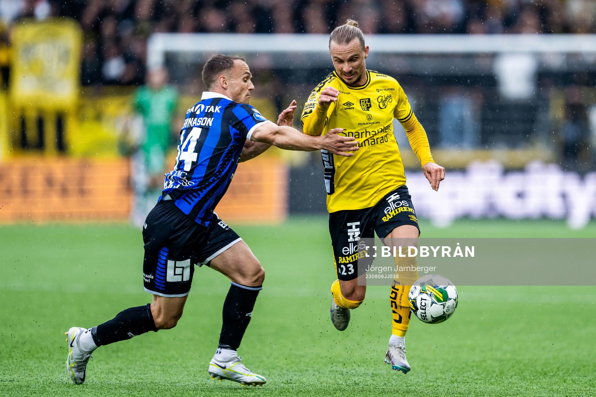 Sirius Aron Bjarnason och Elfsborgs Niklas Hult
