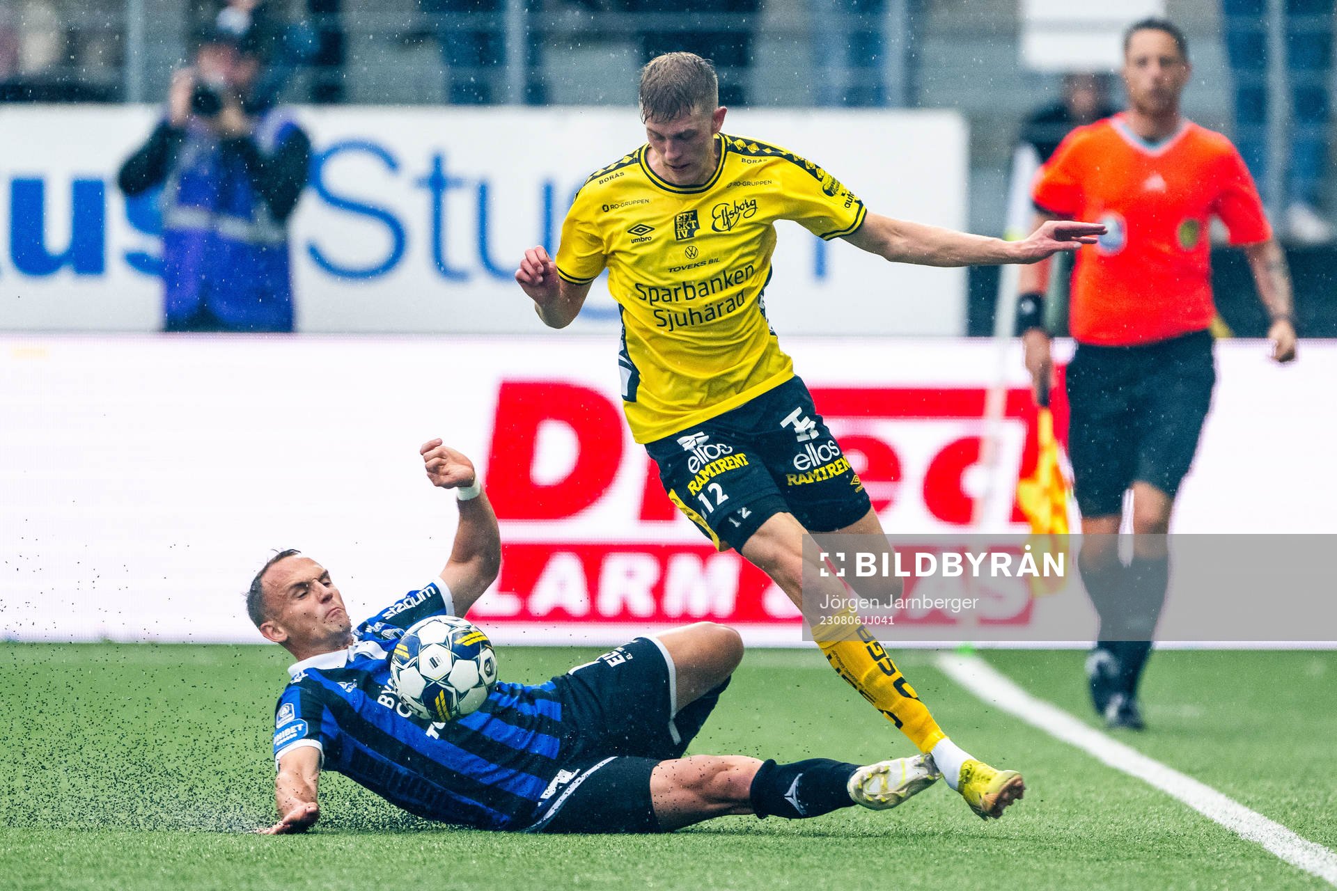 Sirius Aron Bjarnason och Elfsborgs Alexander Bernhardsson