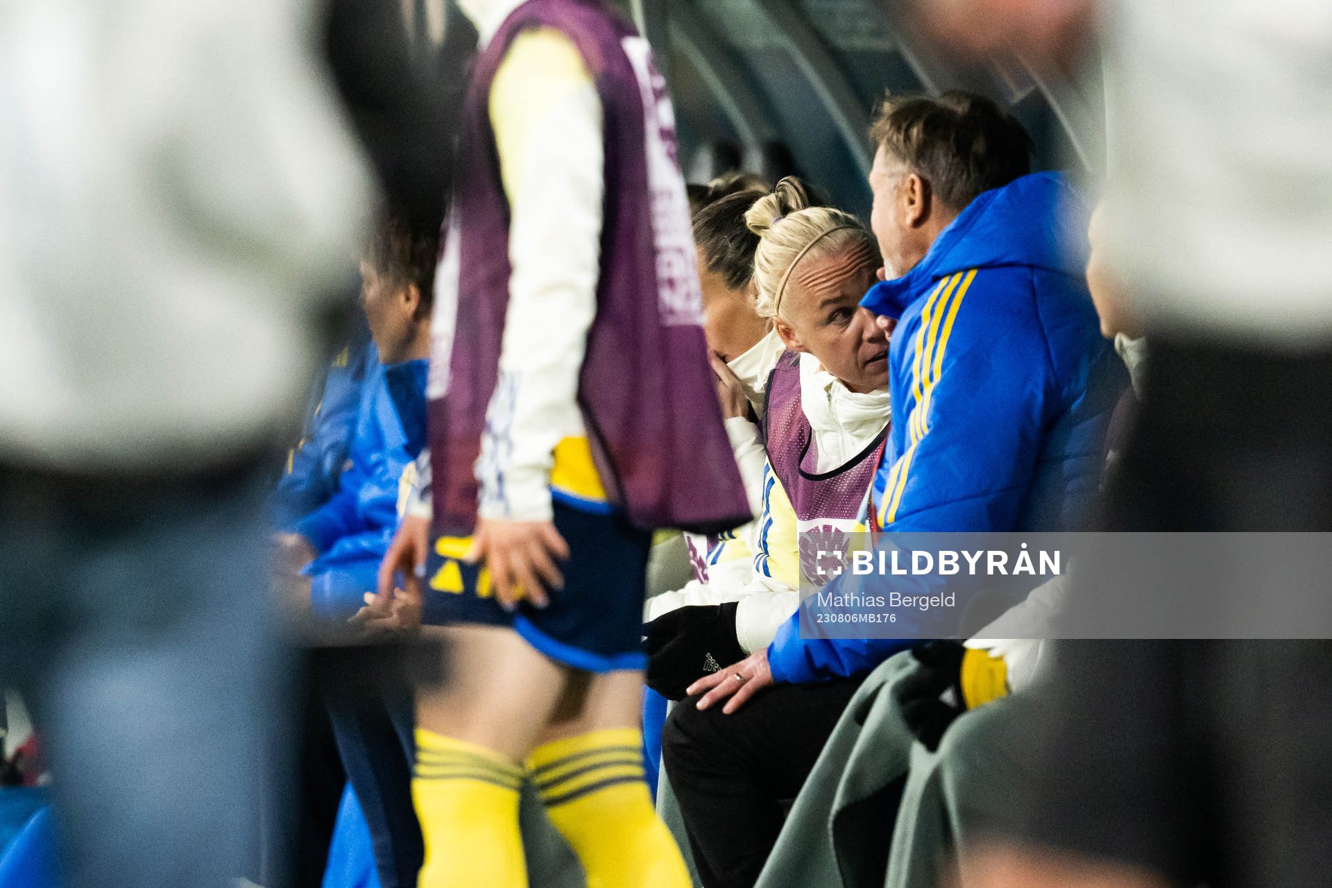Caroline Seger and Head coach Peter Gerhardsson of Sweden
